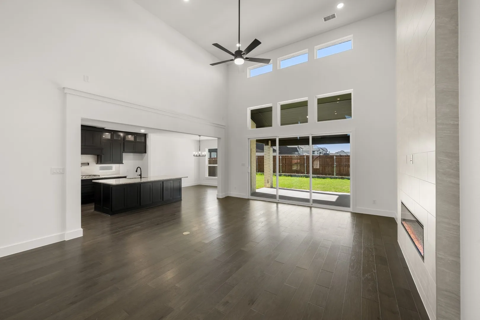 2544 Baypoint- Living Room-3