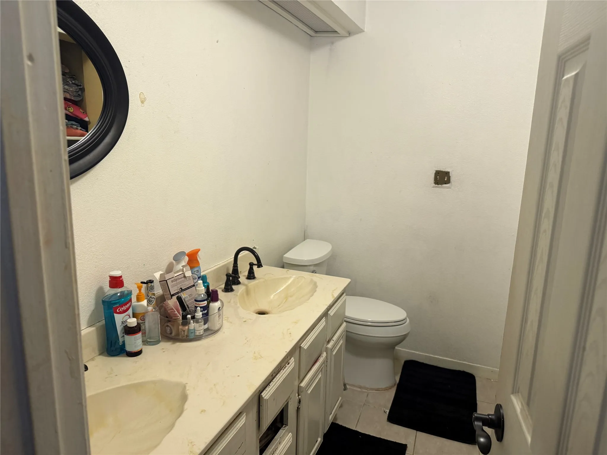 Townhouse For Sale in Dallas County , 9822 Amberton Parkway, Dallas, Texas 75243, 3 Bedroom, 2 Bathroom, Garage spaces, 1,715 Sqft, built in 1978, Preowned, mls#21199926, Real Estate Agent in Dallas, Homes For Sale in Dallas county, Homes For Sale in Dallas, Realtor in Dallas Texas, Real Estate Brokerage Independent Realty Texas, Luminita Cordes Realtor