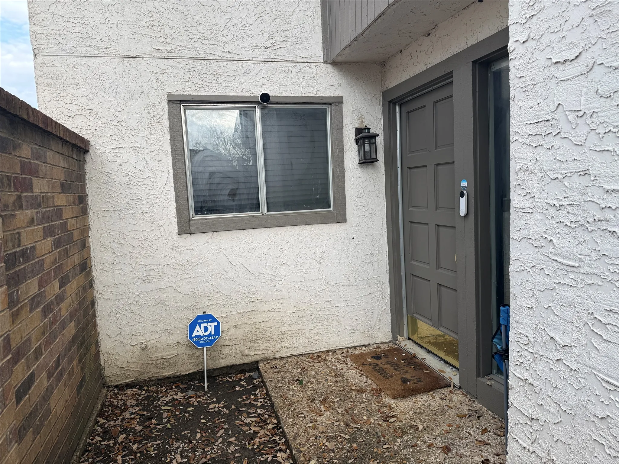 Townhouse For Sale in Dallas County , 9822 Amberton Parkway, Dallas, Texas 75243, 3 Bedroom, 2 Bathroom, Garage spaces, 1,715 Sqft, built in 1978, Preowned, mls#21199926, Real Estate Agent in Dallas, Homes For Sale in Dallas county, Homes For Sale in Dallas, Realtor in Dallas Texas, Real Estate Brokerage Independent Realty Texas, Luminita Cordes Realtor