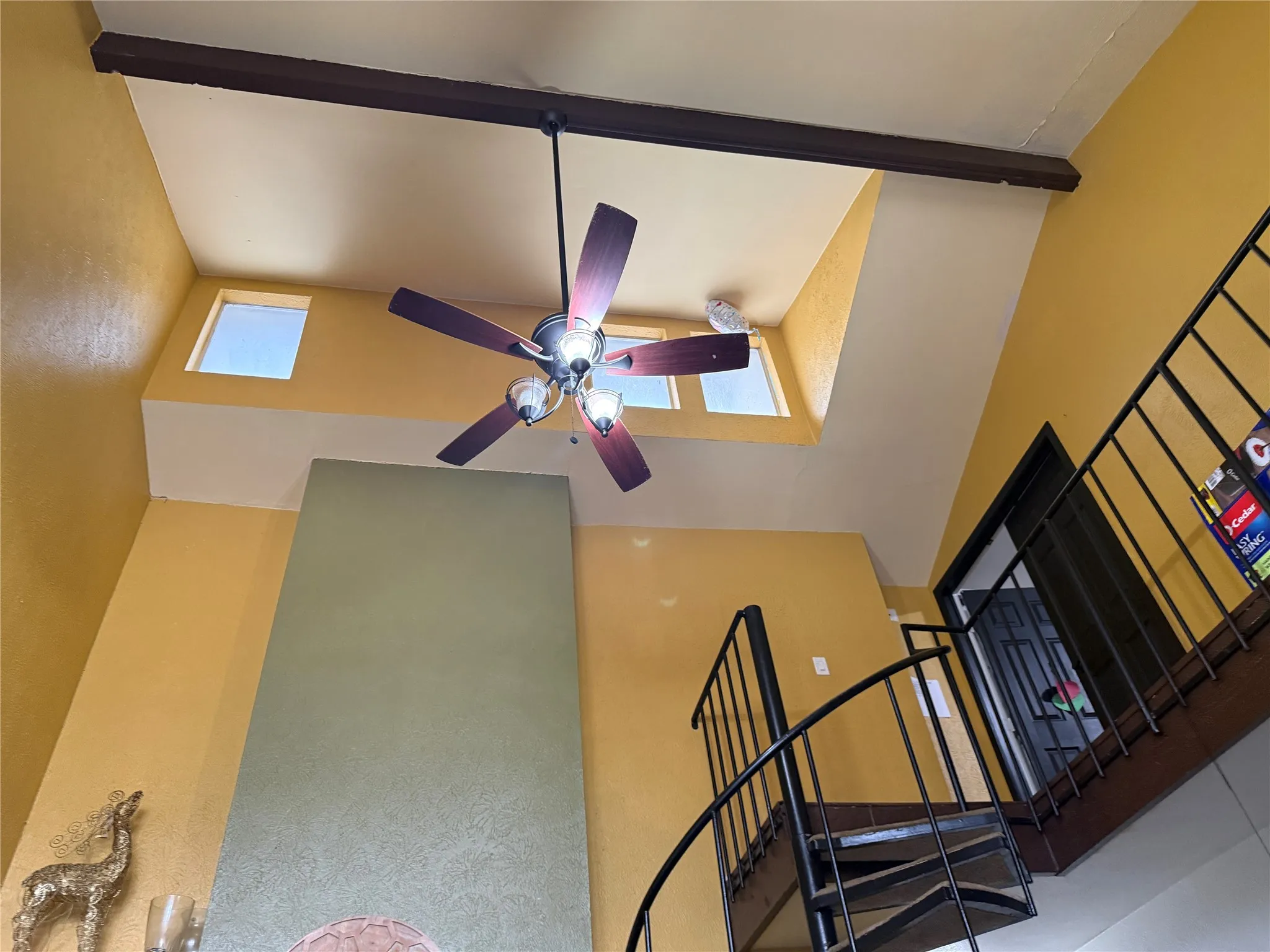 Townhouse For Sale in Dallas County , 9822 Amberton Parkway, Dallas, Texas 75243, 3 Bedroom, 2 Bathroom, Garage spaces, 1,715 Sqft, built in 1978, Preowned, mls#21199926, Real Estate Agent in Dallas, Homes For Sale in Dallas county, Homes For Sale in Dallas, Realtor in Dallas Texas, Real Estate Brokerage Independent Realty Texas, Luminita Cordes Realtor