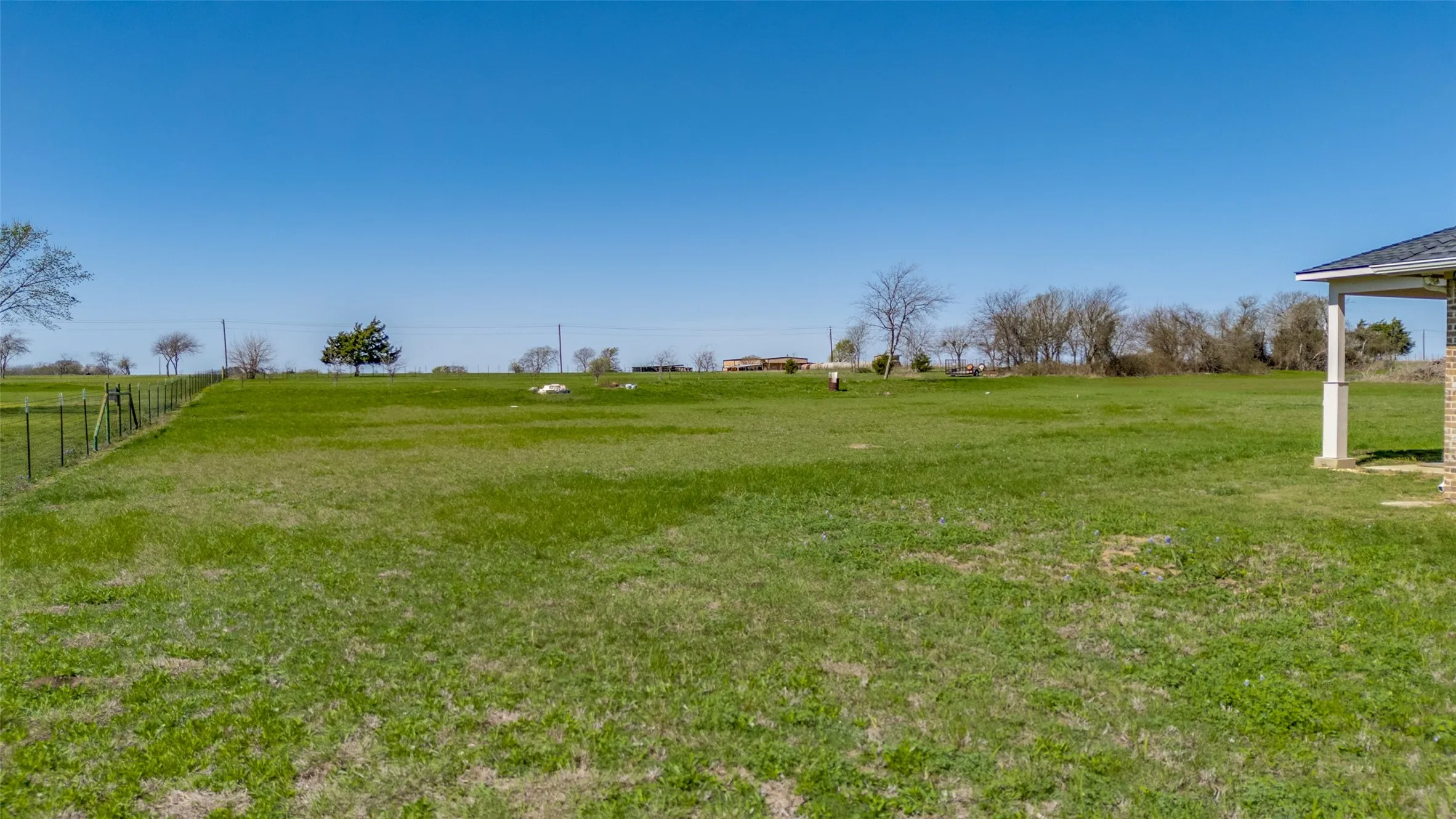 Single Family Residence For Sale in Ellis County , 760 Alysa Lane, Waxahachie, Texas 75167, 5 Bedroom, 5 Bathroom, 2 Garage spaces, 4,891 Sqft, built in 2022, mls#21198668, Real Estate Agent in Waxahachie, Homes For Sale in Ellis county, Homes For Sale in Waxahachie, Realtor in Waxahachie Texas, Real Estate Brokerage Independent Realty Texas, Luminita Cordes Realtor