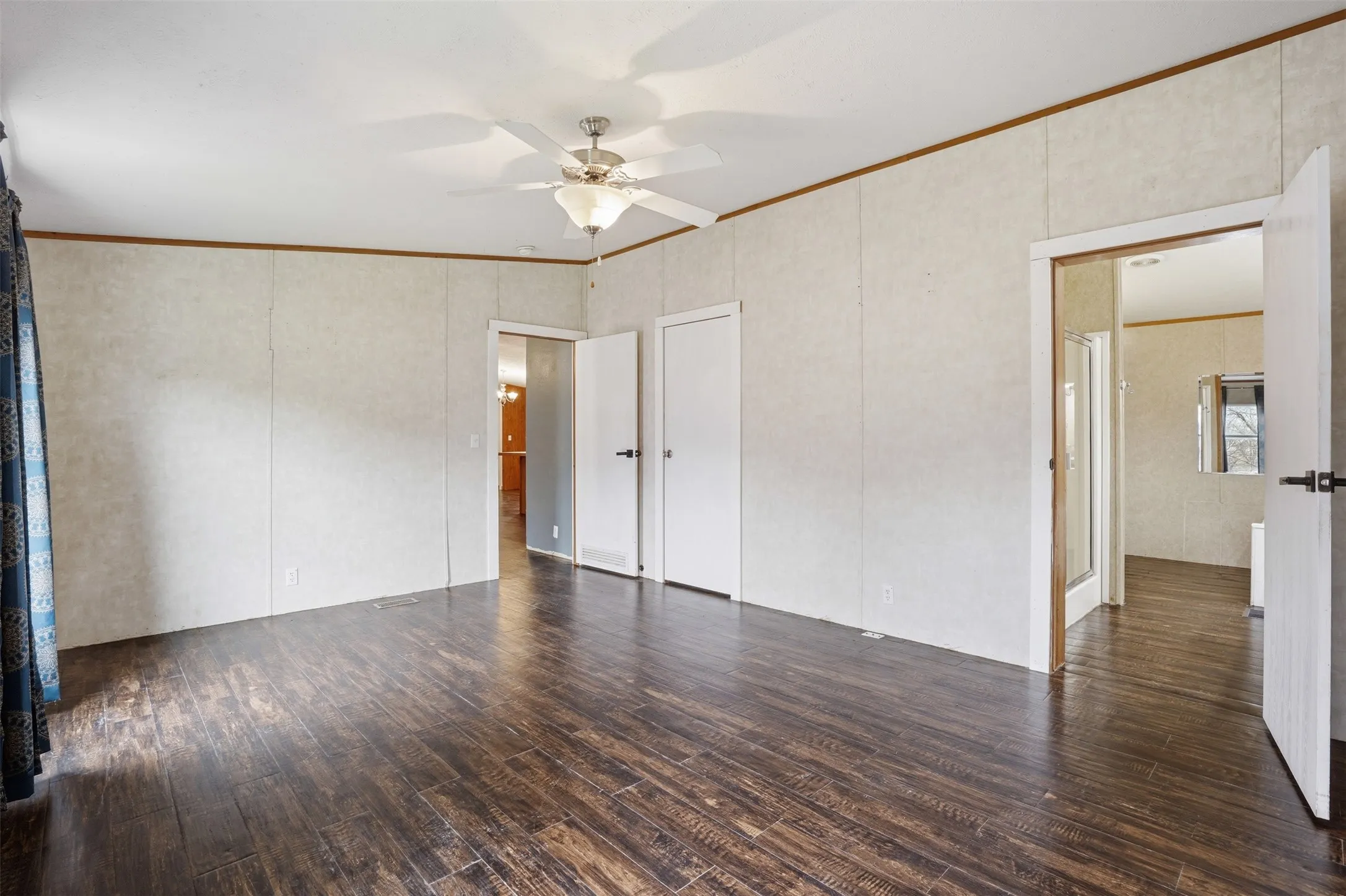 Single Family Residence For Sale in Young County , 557 Fm 3003, Graham, Texas 76450, 3 Bedroom, 2 Bathroom, Garage spaces, 1,820 Sqft, built in 2008, Preowned, mls#21201173, Real Estate Agent in Graham, Homes For Sale in Young county, Homes For Sale in Graham, Realtor in Graham Texas, Real Estate Brokerage Independent Realty Texas, Luminita Cordes Realtor
