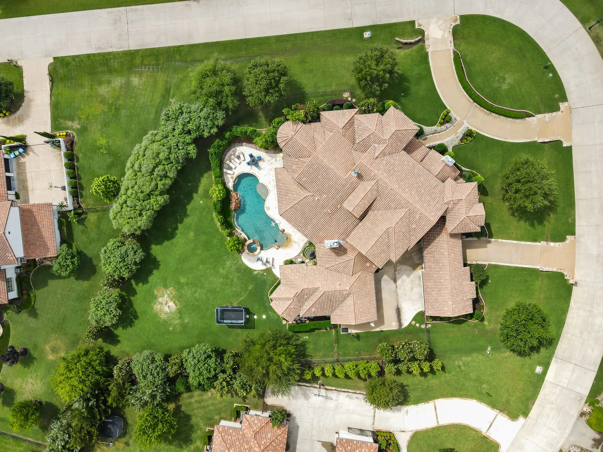 Single Family Residence For Sale in Collin County , 723 Bending Oak Trail, Fairview, Texas 75069, 5 Bedroom, 7 Bathroom, 4 Garage spaces, 8,808 Sqft, built in 2014, mls#21201060, Real Estate Agent in Fairview, Homes For Sale in Collin county, Homes For Sale in Fairview, Realtor in Fairview Texas, Real Estate Brokerage Independent Realty Texas, Luminita Cordes Realtor
