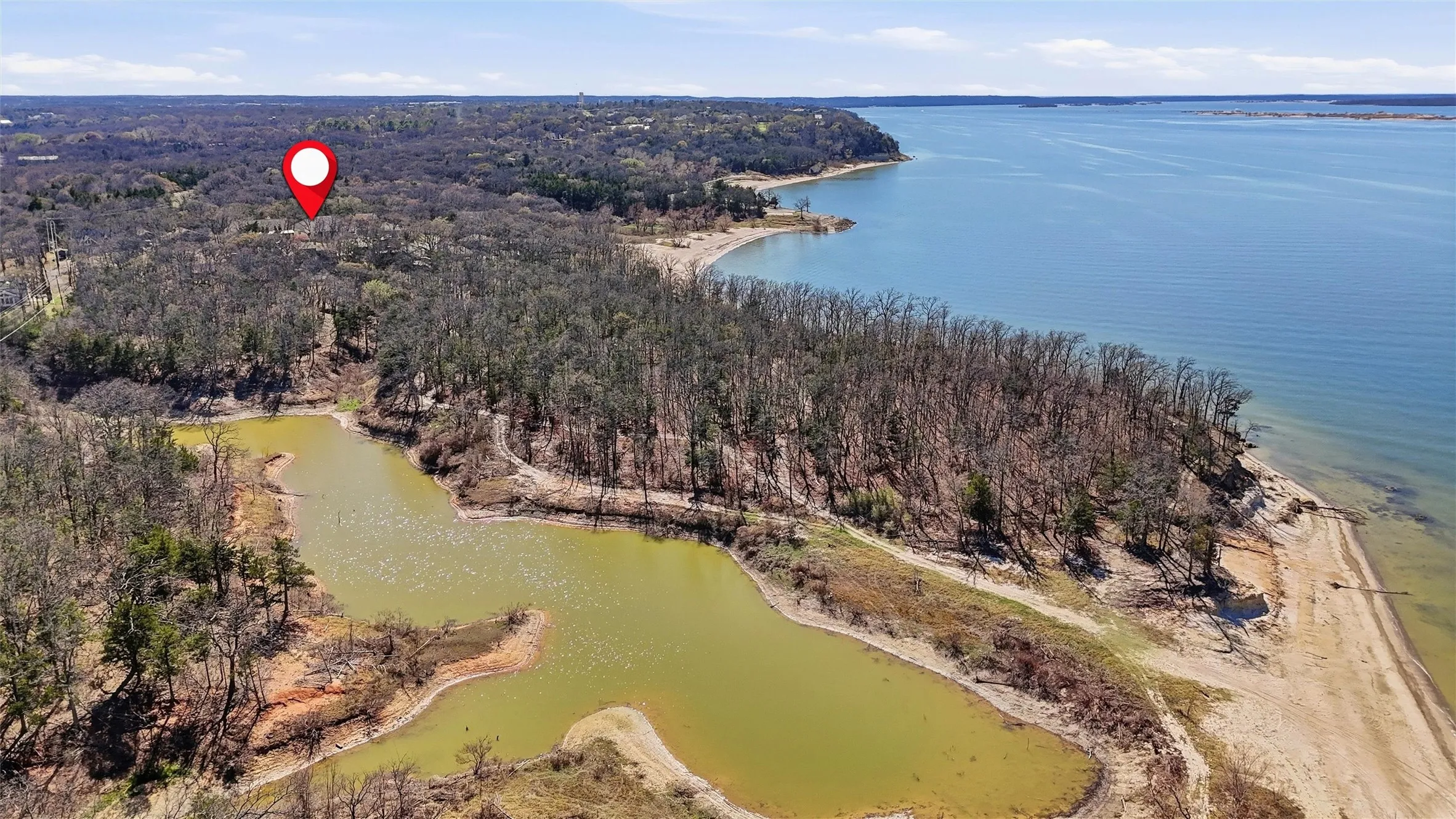 Single Family Residence For Sale in Grayson County , 83 Preston Oaks Drive, Pottsboro, Texas 75076, 4 Bedroom, 3 Bathroom, 2 Garage spaces, 3,523 Sqft, built in 1988, Preowned, mls#21198044, Real Estate Agent in Pottsboro, Homes For Sale in Grayson county, Homes For Sale in Pottsboro, Realtor in Pottsboro Texas, Real Estate Brokerage Independent Realty Texas, Luminita Cordes Realtor