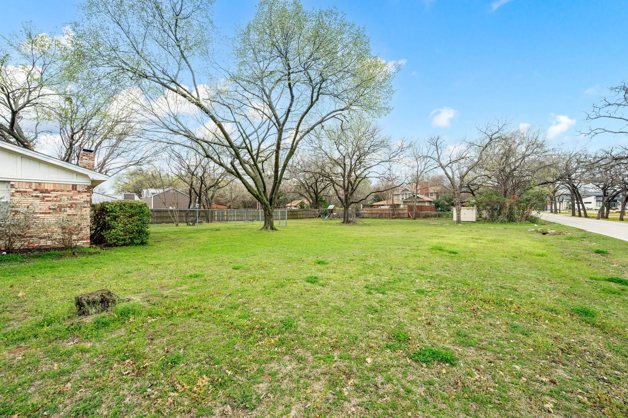 Improved Land For Sale in Tarrant County , 6216 Westcoat Drive, Colleyville, Texas 76034, 0, 0, Garage spaces, 0 Sqft, built in 1976, Price $675,000, mls#21201383, Real Estate Agent in Colleyville, Homes For Sale in Tarrant county, Homes For Sale in Colleyville, Realtor in Colleyville Texas, Real Estate Brokerage Independent Realty Texas, Luminita Cordes Realtor