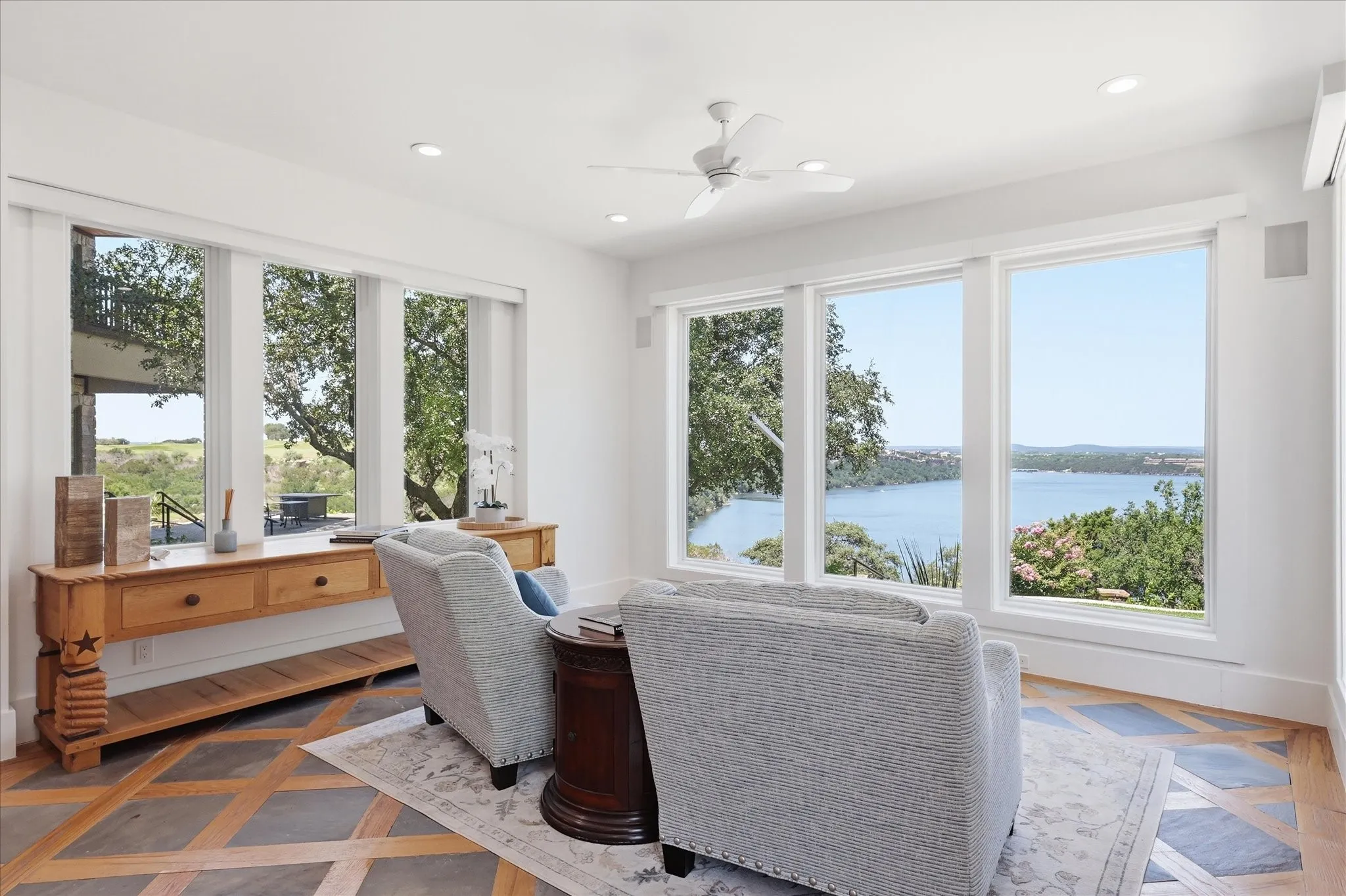 Single Family Residence For Sale in Palo Pinto County , 175 Bay Hill Drive, Possum Kingdom Lake, Texas 76449, 5 Bedrooms, 4 Bathrooms, 2 Garage spaces, 5,620 Sqft, built in 1997, Preowned, Price $2,999,999, mls#21195426, Real Estate Agent in Possum Kingdom Lake, Homes For Sale in Palo Pinto county, Homes For Sale in Possum Kingdom Lake, Realtor in Possum Kingdom Lake Texas, Real Estate Brokerage Independent Realty Texas, Luminita Cordes Realtor