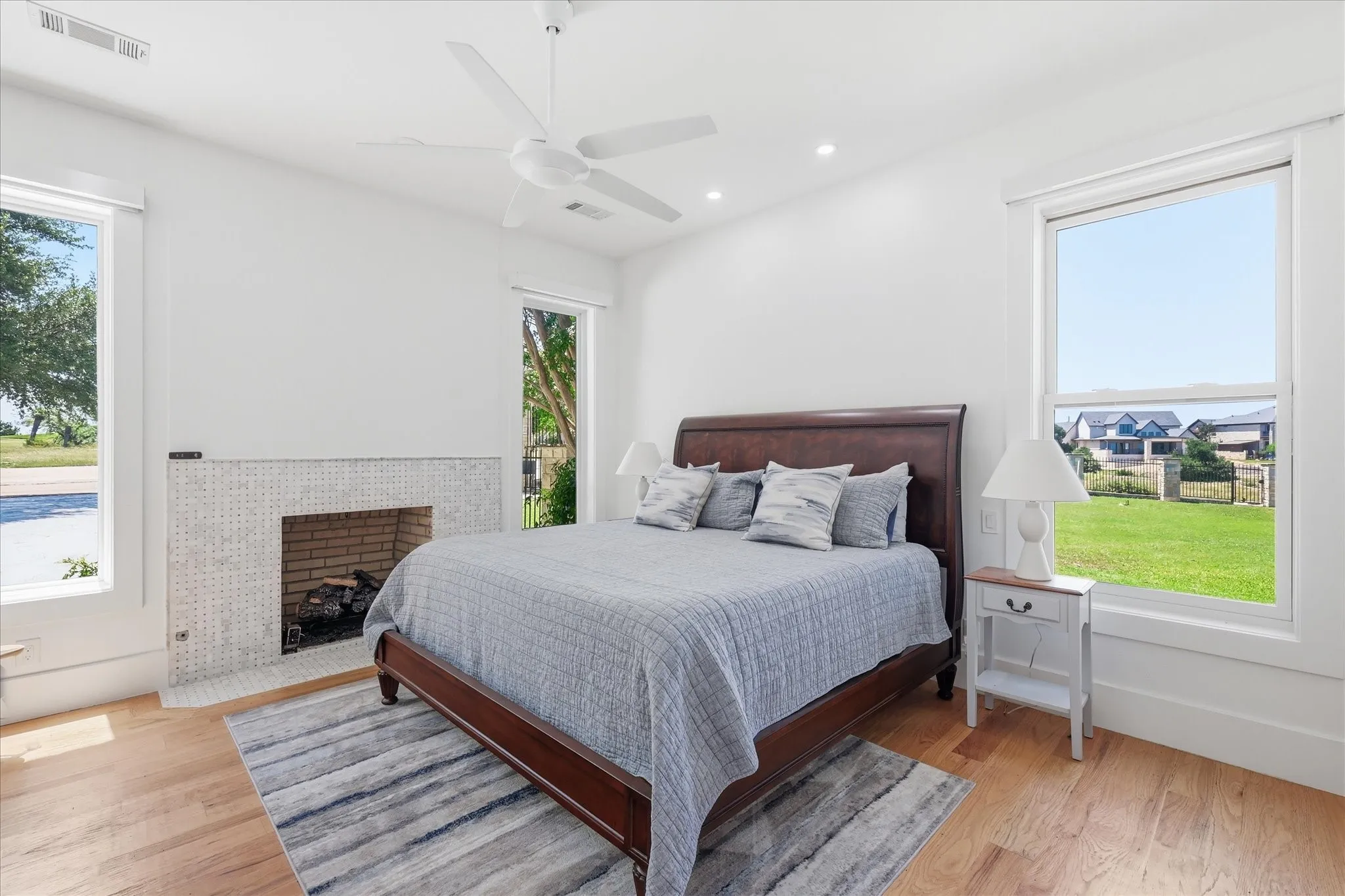 Single Family Residence For Sale in Palo Pinto County , 175 Bay Hill Drive, Possum Kingdom Lake, Texas 76449, 5 Bedrooms, 4 Bathrooms, 2 Garage spaces, 5,620 Sqft, built in 1997, Preowned, Price $2,999,999, mls#21195426, Real Estate Agent in Possum Kingdom Lake, Homes For Sale in Palo Pinto county, Homes For Sale in Possum Kingdom Lake, Realtor in Possum Kingdom Lake Texas, Real Estate Brokerage Independent Realty Texas, Luminita Cordes Realtor