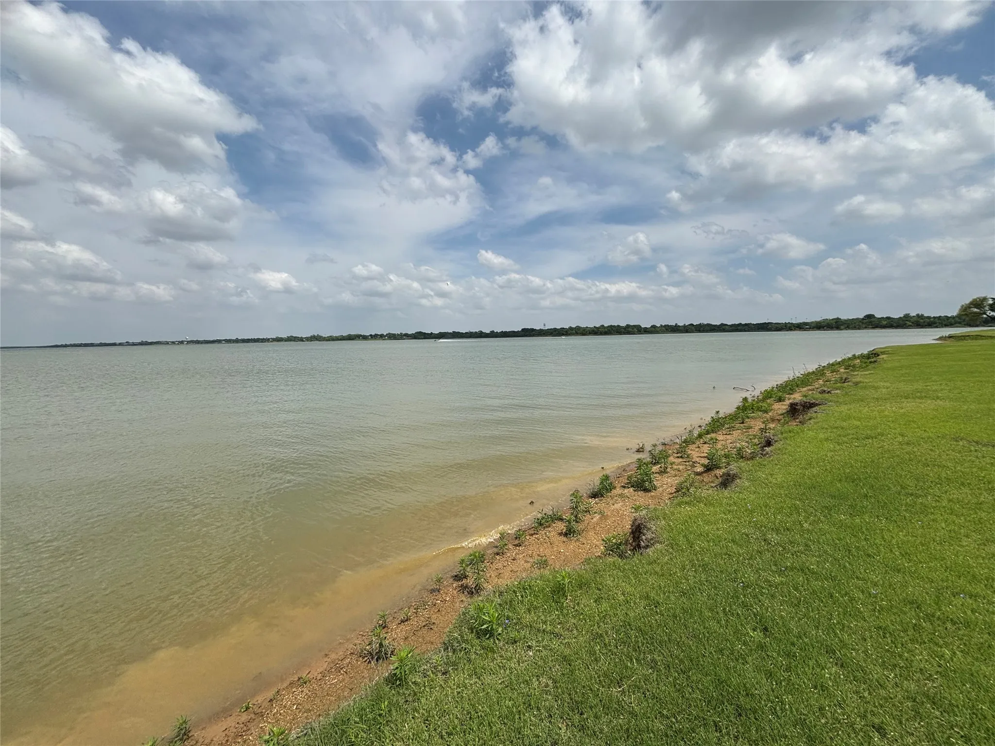 Unimproved Land For Sale in Denton County , 1116 Loneta Lane, Little Elm, Texas 75068, 0, 0, Garage spaces, 0 Sqft, built in 0, mls#21201479, Real Estate Agent in Little Elm, Homes For Sale in Denton county, Homes For Sale in Little Elm, Realtor in Little Elm Texas, Real Estate Brokerage Independent Realty Texas, Luminita Cordes Realtor