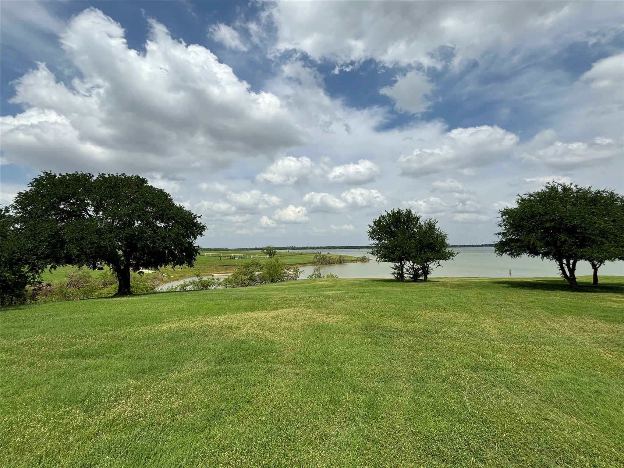 Unimproved Land For Sale in Denton County , 1116 Loneta Lane, Little Elm, Texas 75068, 0, 0, Garage spaces, 0 Sqft, built in 0, mls#21201479, Real Estate Agent in Little Elm, Homes For Sale in Denton county, Homes For Sale in Little Elm, Realtor in Little Elm Texas, Real Estate Brokerage Independent Realty Texas, Luminita Cordes Realtor