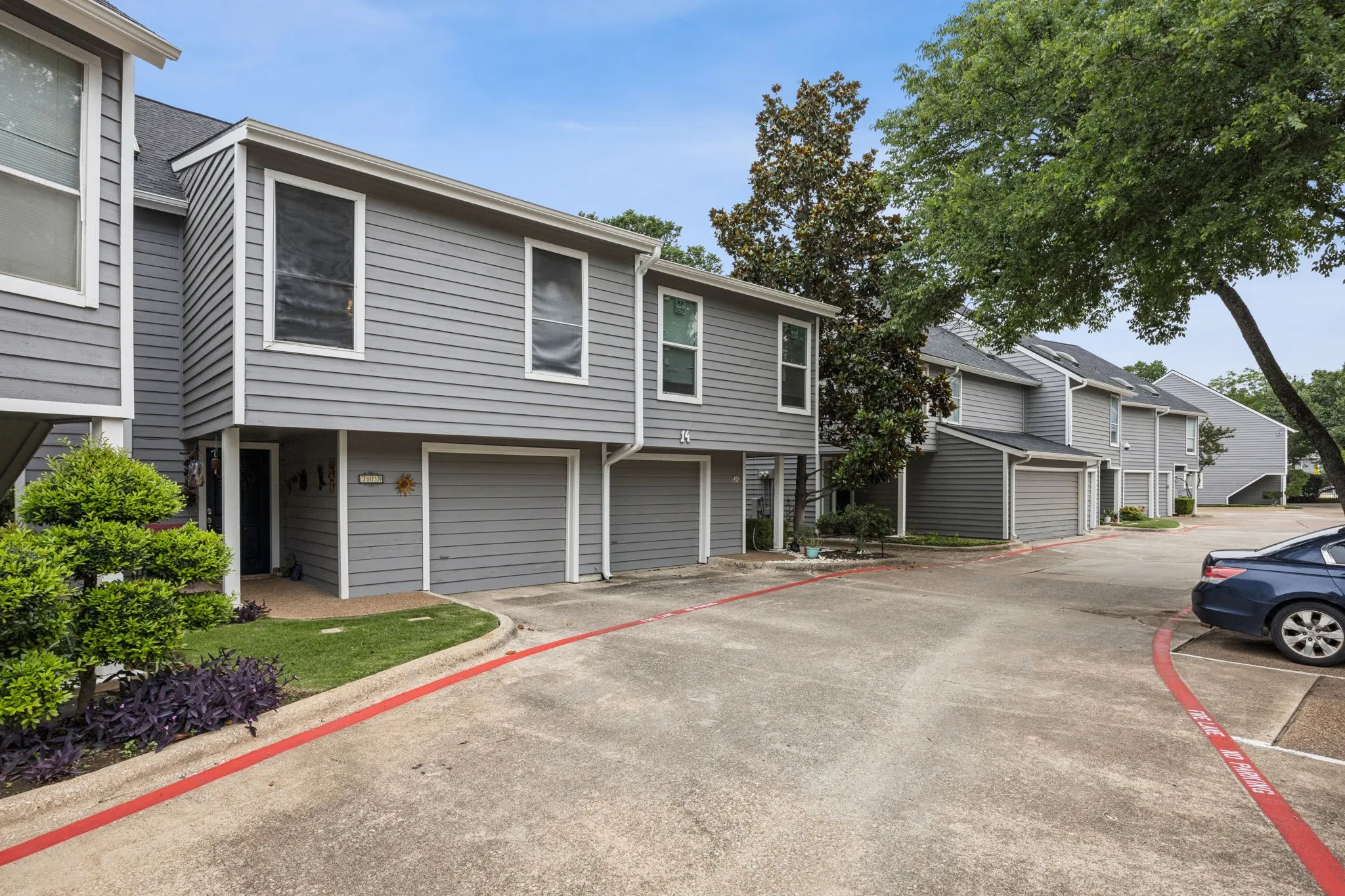 Condominium For Sale in Dallas County , 9222 Church Road 108, Dallas, Texas 75231, 2 Bedroom, 2 Bathroom, 1 Garage spaces, 1,379 Sqft, built in 1983, mls#21200648, Real Estate Agent in Dallas, Homes For Sale in Dallas county, Homes For Sale in Dallas, Realtor in Dallas Texas, Real Estate Brokerage Independent Realty Texas, Luminita Cordes Realtor