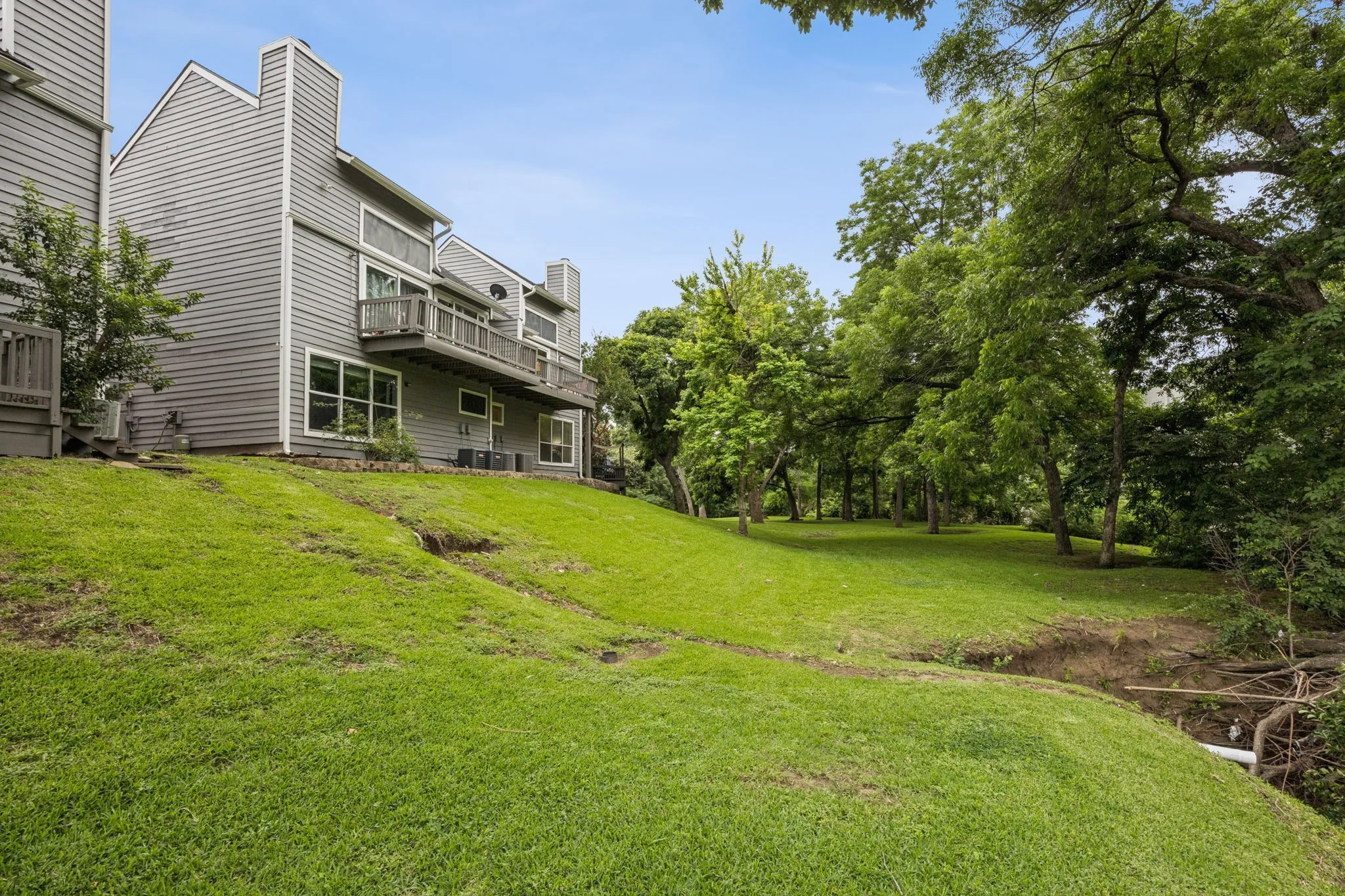 Condominium For Sale in Dallas County , 9222 Church Road 108, Dallas, Texas 75231, 2 Bedroom, 2 Bathroom, 1 Garage spaces, 1,379 Sqft, built in 1983, mls#21200648, Real Estate Agent in Dallas, Homes For Sale in Dallas county, Homes For Sale in Dallas, Realtor in Dallas Texas, Real Estate Brokerage Independent Realty Texas, Luminita Cordes Realtor