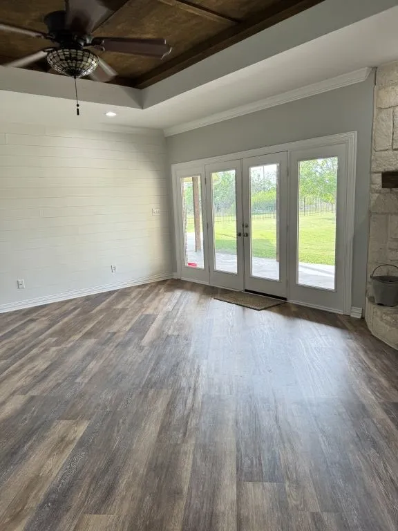 Single Family Residence For Sale in Parker County , 153 Twin Springs Ranch Lane, Weatherford, Texas 76087, 4 Bedroom, 3 Bathroom, 2 Garage spaces, 2,716 Sqft, built in 2003, Preowned, mls#21201501, Real Estate Agent in Weatherford, Homes For Sale in Parker county, Homes For Sale in Weatherford, Realtor in Weatherford Texas, Real Estate Brokerage Independent Realty Texas, Luminita Cordes Realtor