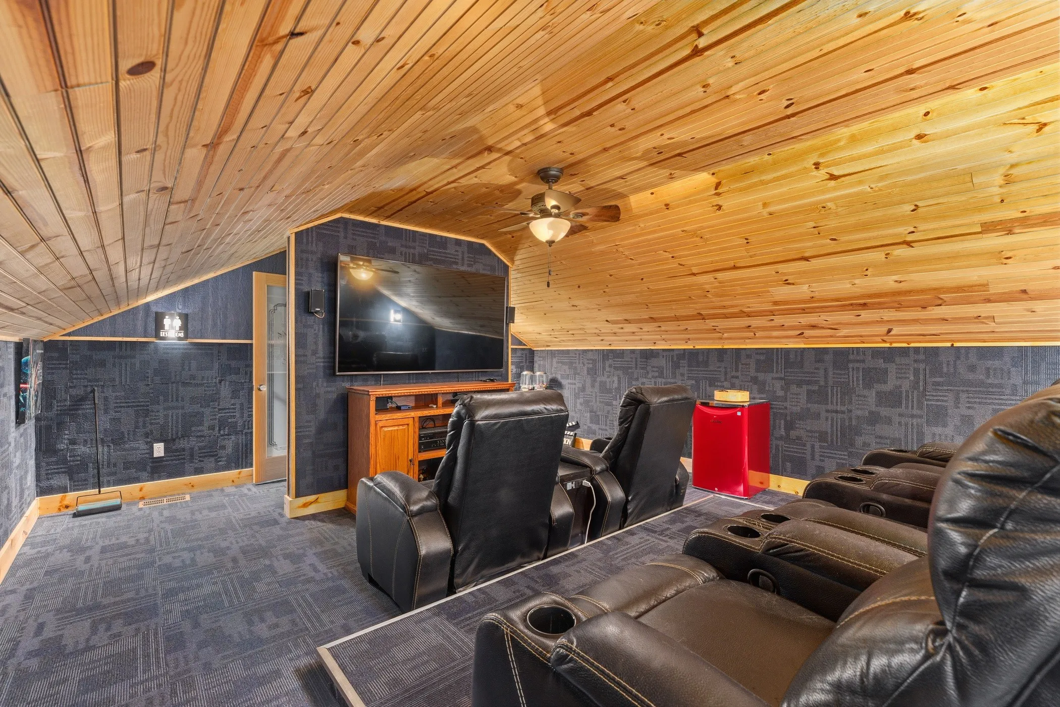 TWO HOMES | 3,197 SF COMBINED | 5 BEDROOMS | 3.5 BATHS | 16.9 ACRES