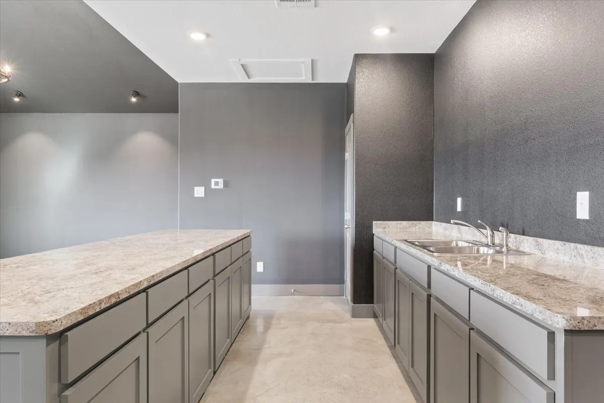 Single Family Residence For Sale in Mc Lennan County , 14356 China Spring Road, China Spring, Texas 76633, 3 Bedrooms, 3 Bathrooms, 2 Garage spaces, 2,495 Sqft, built in 2019, Preowned, Price $587,000, mls#21196393, Real Estate Agent in China Spring, Homes For Sale in Mc Lennan county, Homes For Sale in China Spring, Realtor in China Spring Texas, Real Estate Brokerage Independent Realty Texas, Luminita Cordes Realtor