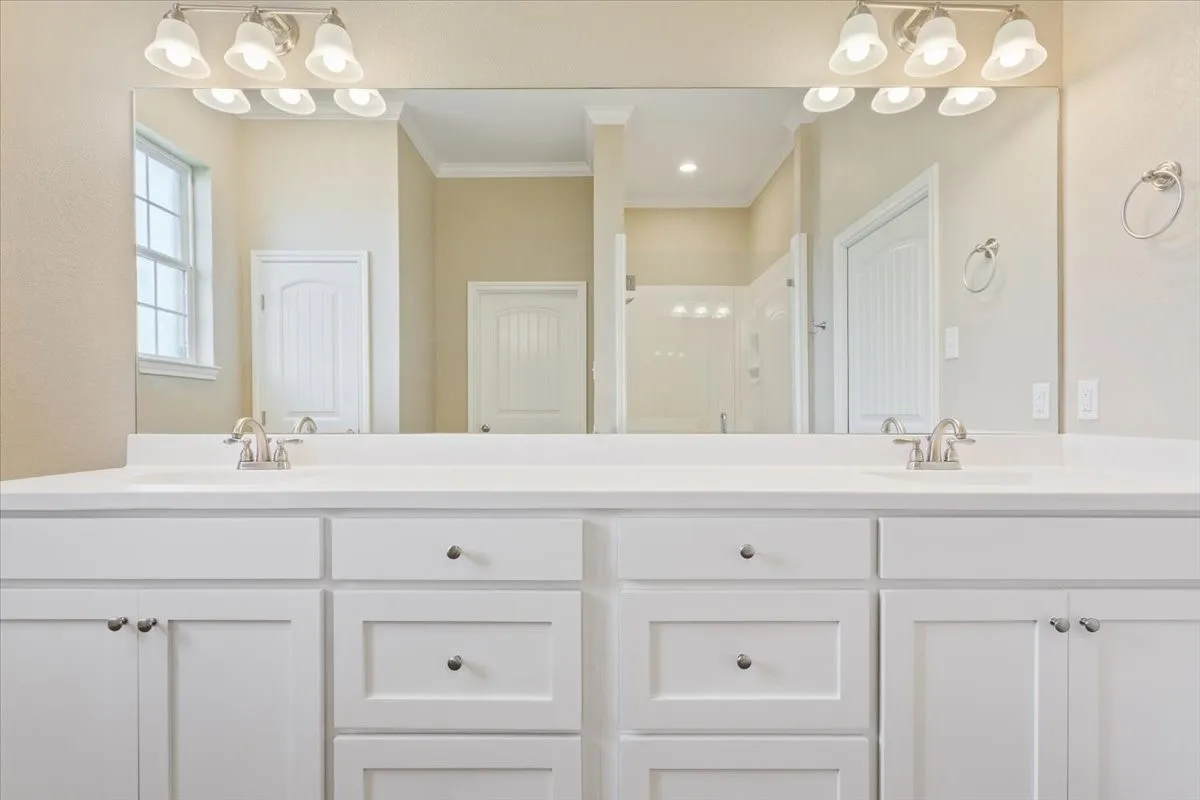Single Family Residence For Sale in Mc Lennan County , 14356 China Spring Road, China Spring, Texas 76633, 3 Bedrooms, 3 Bathrooms, 2 Garage spaces, 2,495 Sqft, built in 2019, Preowned, Price $587,000, mls#21196393, Real Estate Agent in China Spring, Homes For Sale in Mc Lennan county, Homes For Sale in China Spring, Realtor in China Spring Texas, Real Estate Brokerage Independent Realty Texas, Luminita Cordes Realtor