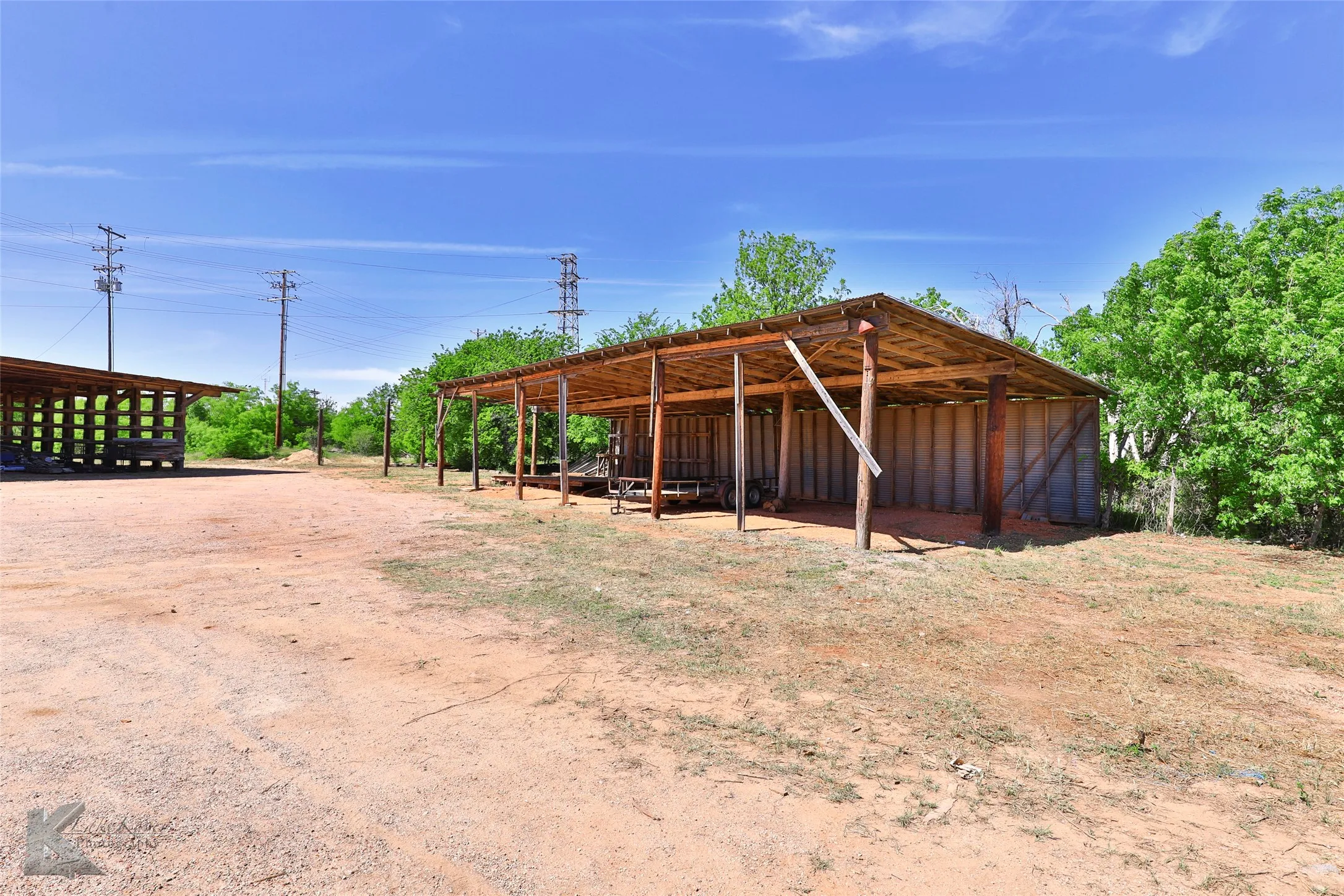 Industrial For Sale in Taylor County , 133 Treadaway Boulevard S, Abilene, Texas 79602, 0, 0, Garage spaces, 0 Sqft, built in 1962, Preowned, mls#21201597, Real Estate Agent in Abilene, Homes For Sale in Taylor county, Homes For Sale in Abilene, Realtor in Abilene Texas, Real Estate Brokerage Independent Realty Texas, Luminita Cordes Realtor