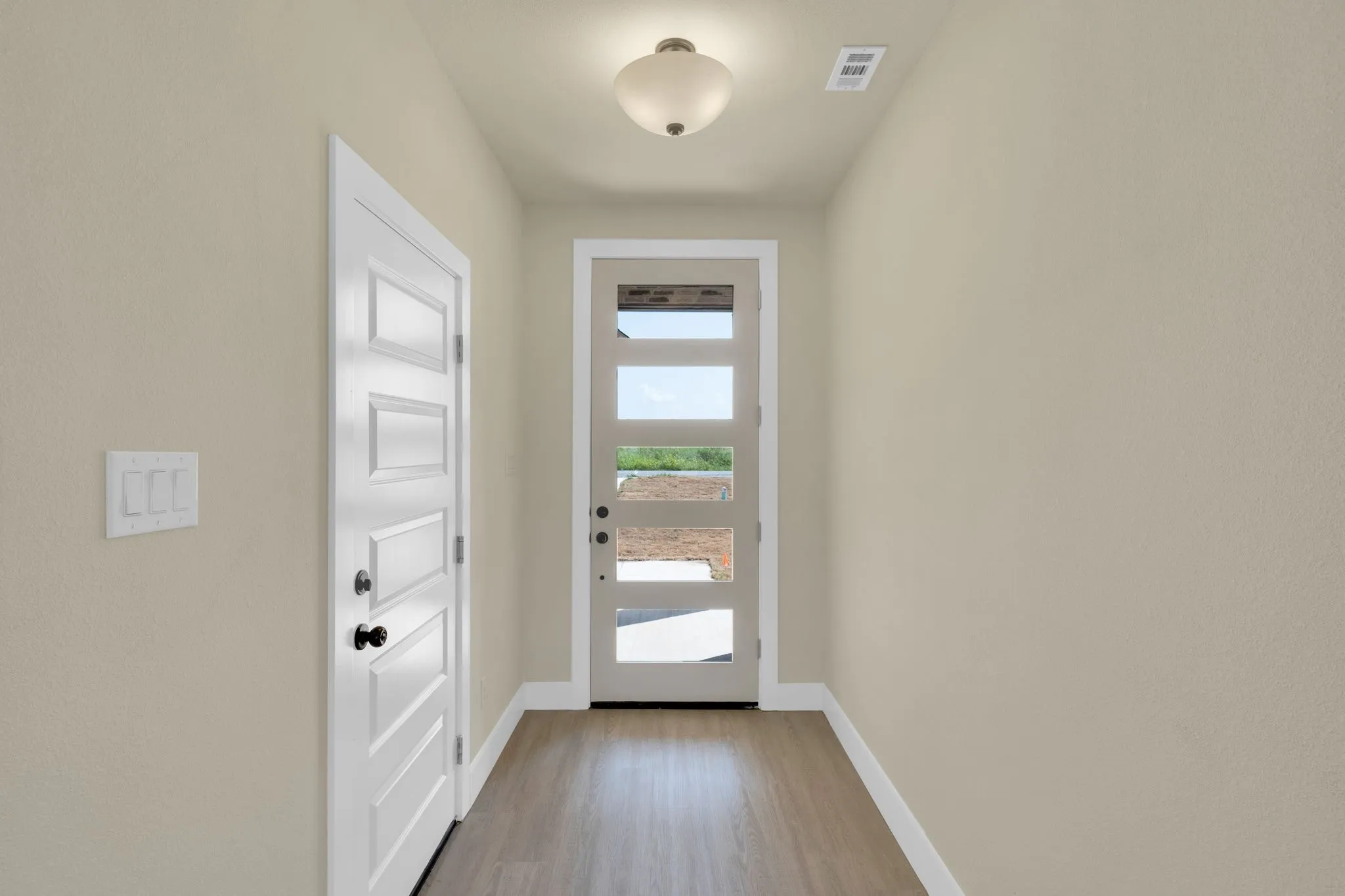 Single Family Residence For Sale in Ellis County , 530 E Lamar Street, Palmer, Texas 75152, 4 Bedrooms, 2 Bathrooms, 2 Garage spaces, 1,785 Sqft, built in 2025, New Construction - Incomplete, Price $375,000, mls#21200409, Real Estate Agent in Palmer, Homes For Sale in Ellis county, Homes For Sale in Palmer, Realtor in Palmer Texas, Real Estate Brokerage Independent Realty Texas, Luminita Cordes Realtor