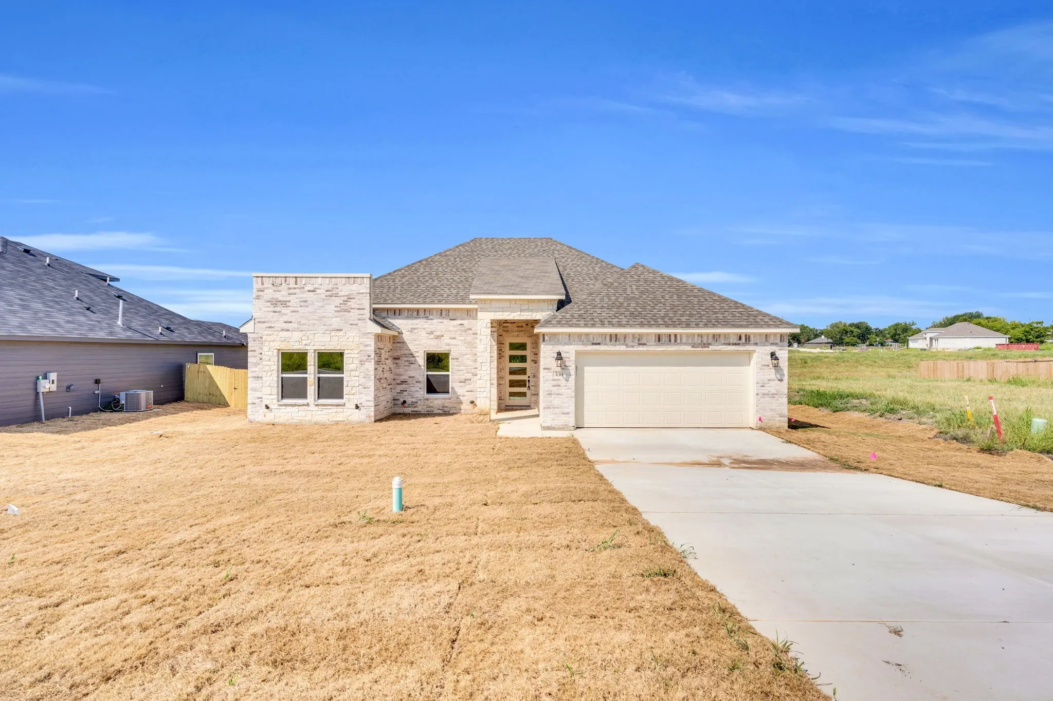 Single Family Residence For Sale in Ellis County , 530 E Lamar Street, Palmer, Texas 75152, 4 Bedrooms, 2 Bathrooms, 2 Garage spaces, 1,785 Sqft, built in 2025, New Construction - Incomplete, Price $375,000, mls#21200409, Real Estate Agent in Palmer, Homes For Sale in Ellis county, Homes For Sale in Palmer, Realtor in Palmer Texas, Real Estate Brokerage Independent Realty Texas, Luminita Cordes Realtor