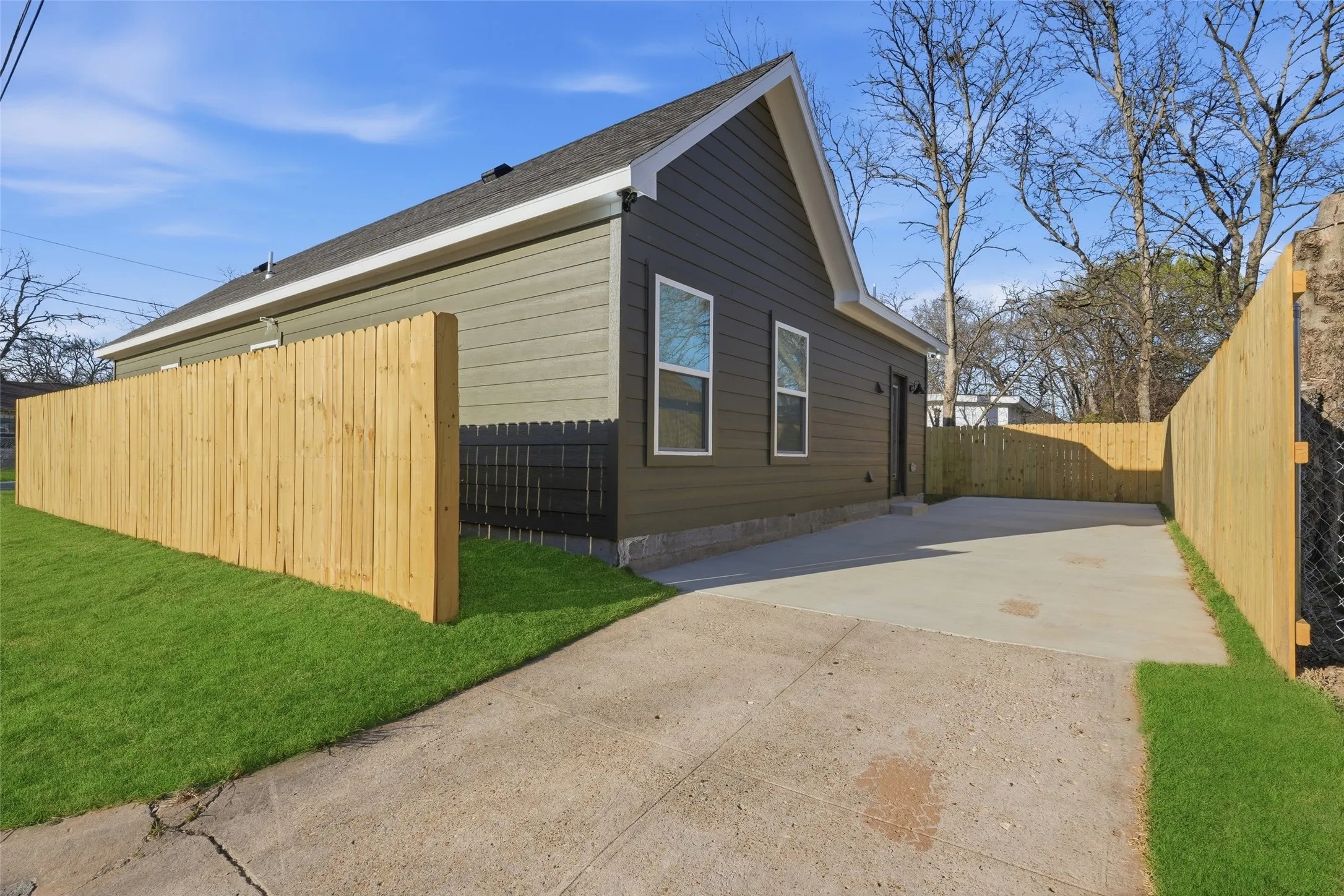 Single Family Residence For Sale in Dallas County , 4222 Copeland Street, Dallas, Texas 75210, 3 Bedroom, 2 Bathroom, Garage spaces, 1,320 Sqft, built in 2026, mls#21199517, Real Estate Agent in Dallas, Homes For Sale in Dallas county, Homes For Sale in Dallas, Realtor in Dallas Texas, Real Estate Brokerage Independent Realty Texas, Luminita Cordes Realtor
