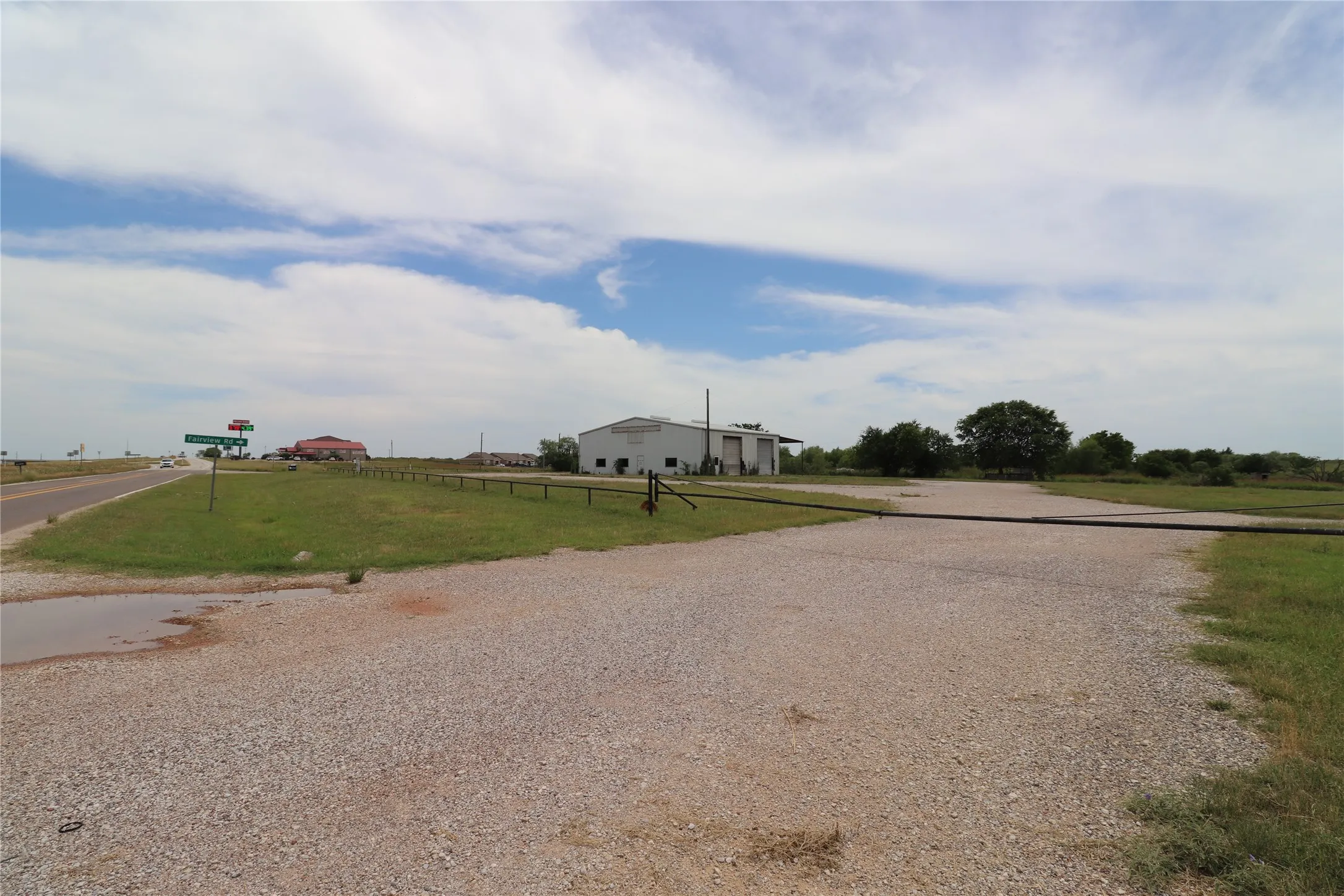 Business For Sale in Clay County , 604 US Highway 287 S, Henrietta, Texas 76365, 0, 0, Garage spaces, 0 Sqft, built in 1994, Preowned, Price $300,000, mls#21201655, Real Estate Agent in Henrietta, Homes For Sale in Clay county, Homes For Sale in Henrietta, Realtor in Henrietta Texas, Real Estate Brokerage Independent Realty Texas, Luminita Cordes Realtor