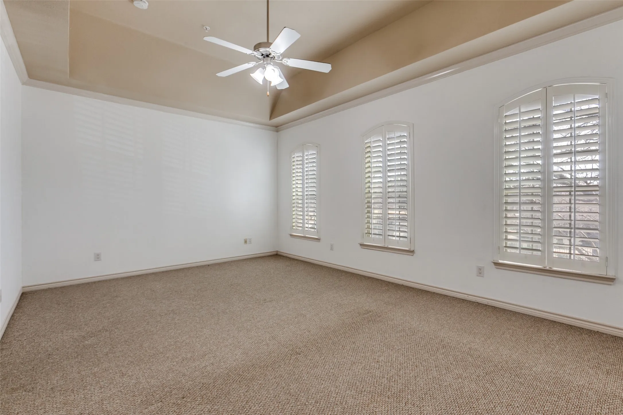 Townhouse For Sale in Collin County , 341 Metropolitan Drive, Plano, Texas 75023, 3 Bedrooms, 3 Bathrooms, 2 Garage spaces, 1,822 Sqft, built in 2005, Price $339,900, mls#21183003, Real Estate Agent in Plano, Homes For Sale in Collin county, Homes For Sale in Plano, Realtor in Plano Texas, Real Estate Brokerage Independent Realty Texas, Luminita Cordes Realtor