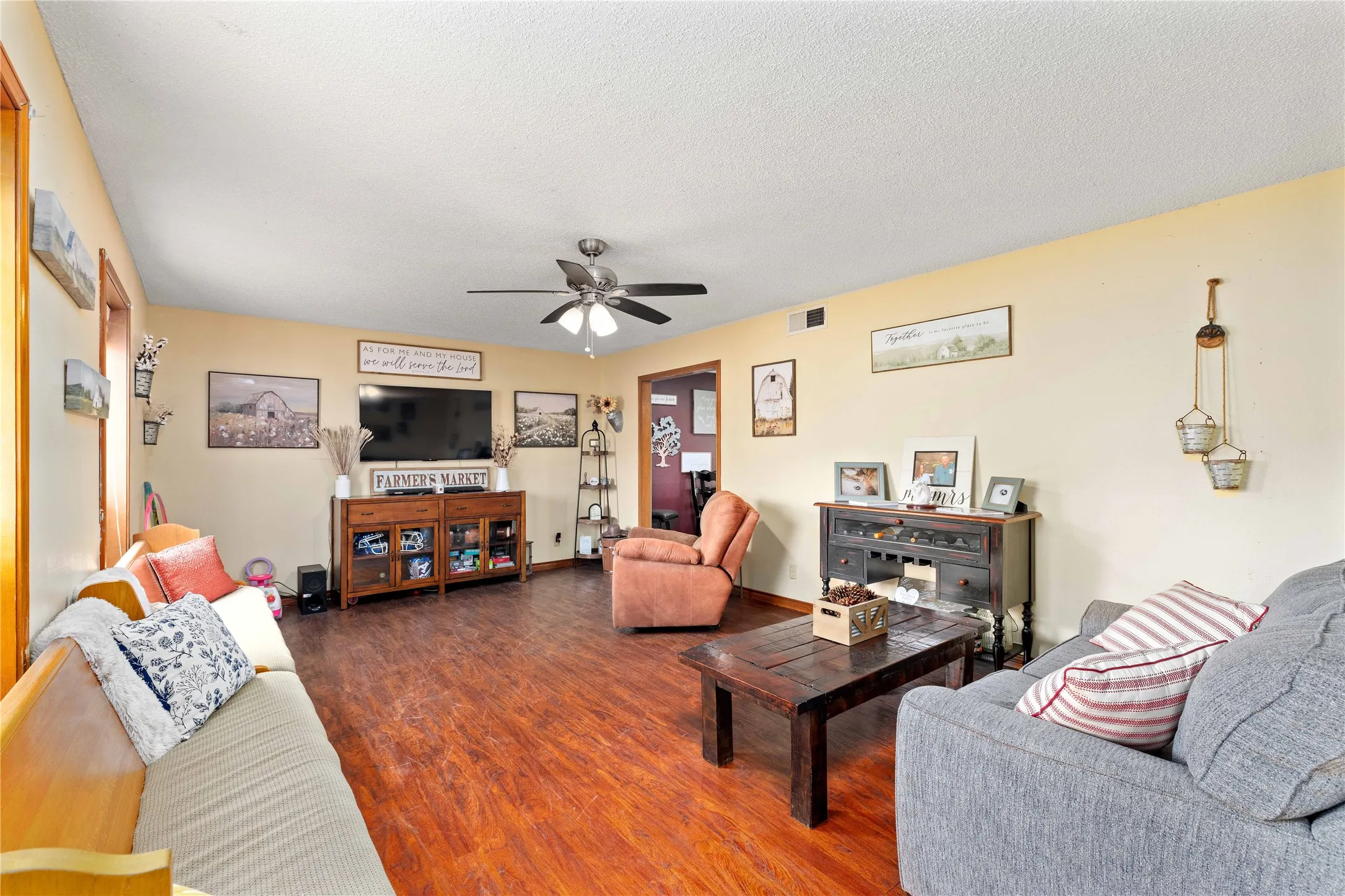 Single Family Residence For Sale in Brown County , 8001 County Road 572, Brownwood, Texas 76801, 5 Bedroom, 4 Bathroom, Garage spaces, 3,060 Sqft, built in 0, Preowned, mls#21201258, Real Estate Agent in Brownwood, Homes For Sale in Brown county, Homes For Sale in Brownwood, Realtor in Brownwood Texas, Real Estate Brokerage Independent Realty Texas, Luminita Cordes Realtor