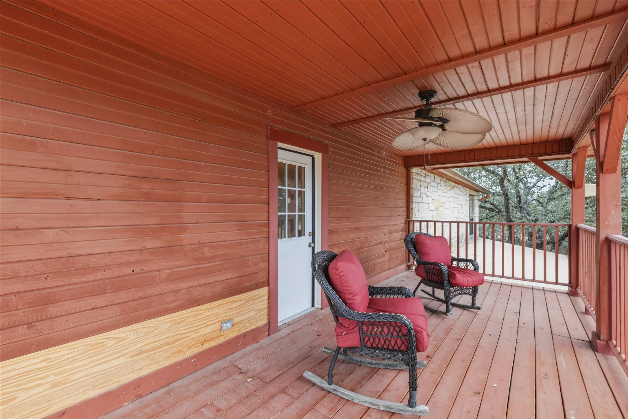 Single Family Residence For Sale in Brown County , 8001 County Road 572, Brownwood, Texas 76801, 5 Bedroom, 4 Bathroom, Garage spaces, 3,060 Sqft, built in 0, Preowned, mls#21201258, Real Estate Agent in Brownwood, Homes For Sale in Brown county, Homes For Sale in Brownwood, Realtor in Brownwood Texas, Real Estate Brokerage Independent Realty Texas, Luminita Cordes Realtor