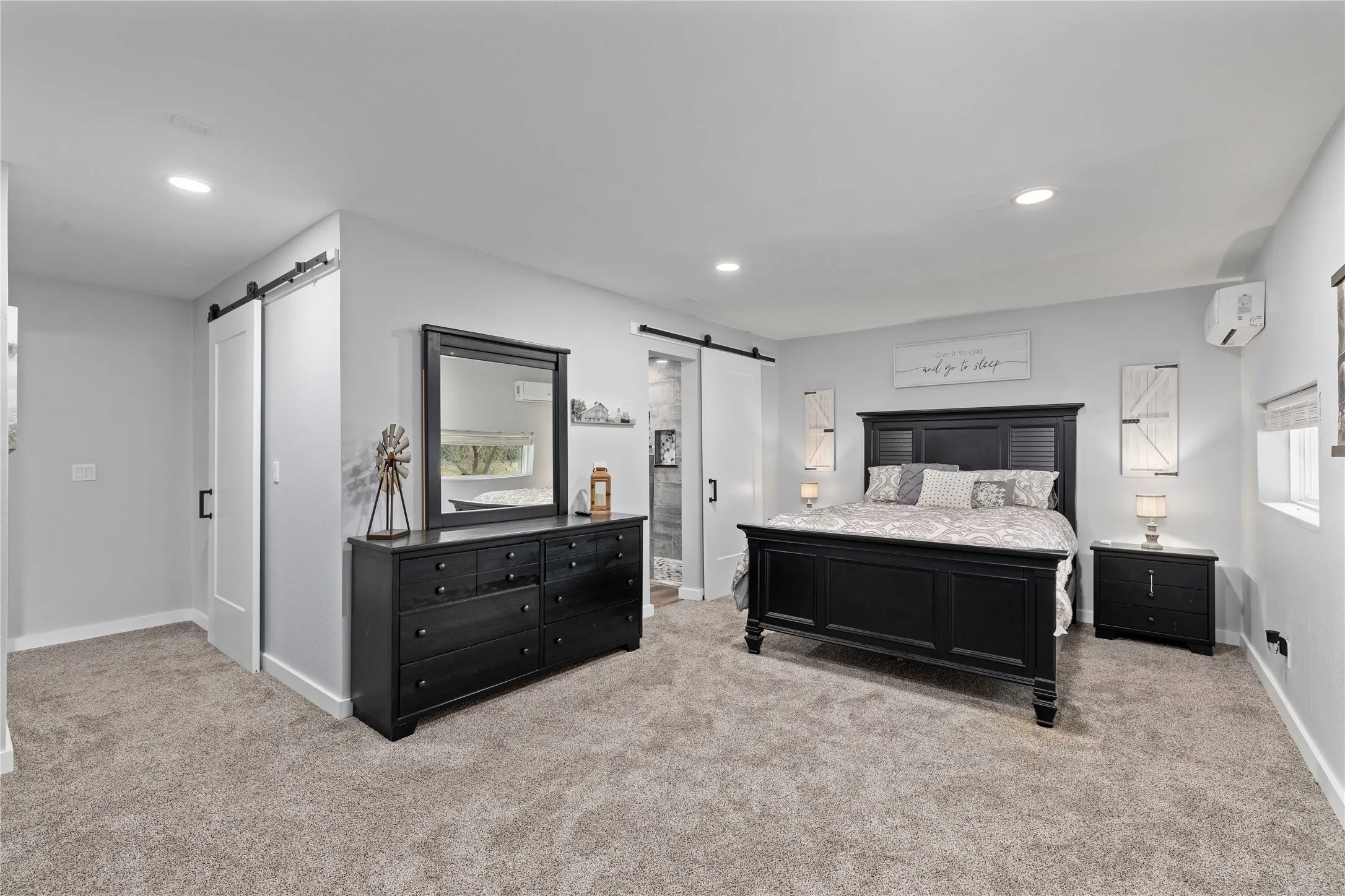 Single Family Residence For Sale in Brown County , 8001 County Road 572, Brownwood, Texas 76801, 5 Bedroom, 4 Bathroom, Garage spaces, 3,060 Sqft, built in 0, Preowned, mls#21201258, Real Estate Agent in Brownwood, Homes For Sale in Brown county, Homes For Sale in Brownwood, Realtor in Brownwood Texas, Real Estate Brokerage Independent Realty Texas, Luminita Cordes Realtor