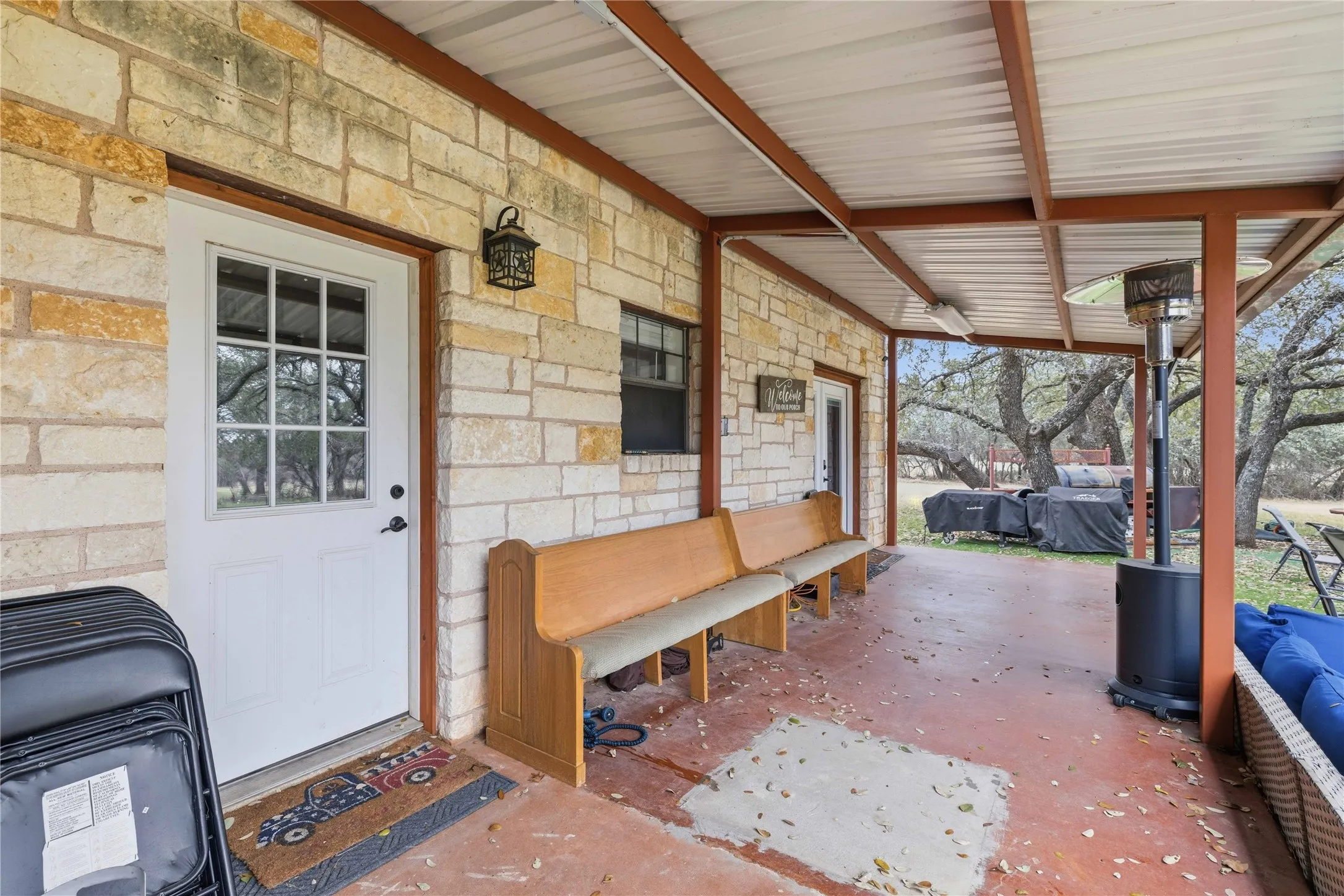 Single Family Residence For Sale in Brown County , 8001 County Road 572, Brownwood, Texas 76801, 5 Bedroom, 4 Bathroom, Garage spaces, 3,060 Sqft, built in 0, Preowned, mls#21201258, Real Estate Agent in Brownwood, Homes For Sale in Brown county, Homes For Sale in Brownwood, Realtor in Brownwood Texas, Real Estate Brokerage Independent Realty Texas, Luminita Cordes Realtor