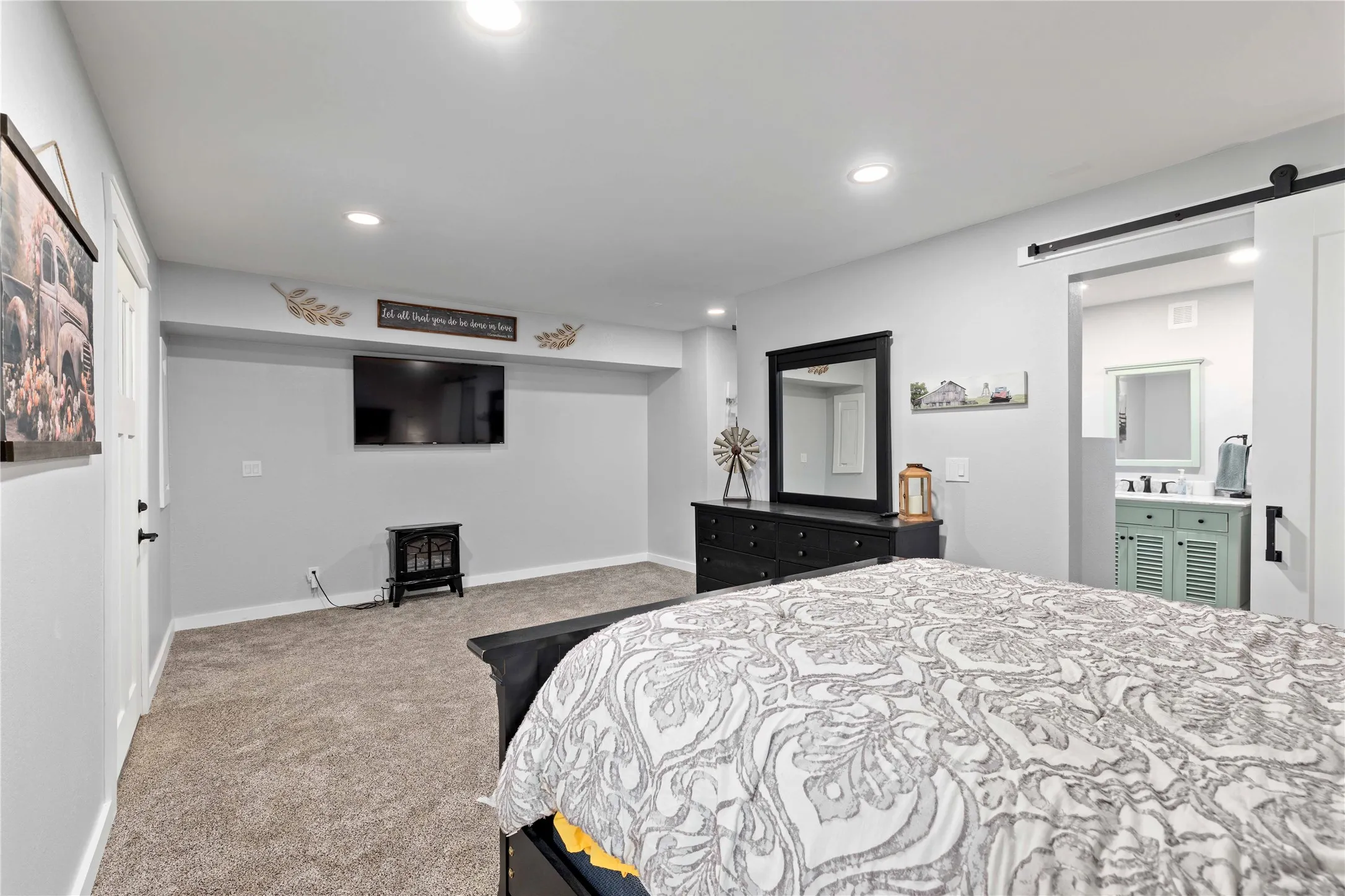 Single Family Residence For Sale in Brown County , 8001 County Road 572, Brownwood, Texas 76801, 5 Bedroom, 4 Bathroom, Garage spaces, 3,060 Sqft, built in 0, Preowned, mls#21201258, Real Estate Agent in Brownwood, Homes For Sale in Brown county, Homes For Sale in Brownwood, Realtor in Brownwood Texas, Real Estate Brokerage Independent Realty Texas, Luminita Cordes Realtor