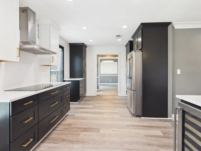 Single Family Residence For Sale in Henderson County , 1010 Bel Air Drive, Athens, Texas 75751, 3 Bedroom, 2 Bathroom, 1 Garage spaces, 2,052 Sqft, built in 1973, mls#21199934, Real Estate Agent in Athens, Homes For Sale in Henderson county, Homes For Sale in Athens, Realtor in Athens Texas, Real Estate Brokerage Independent Realty Texas, Luminita Cordes Realtor
