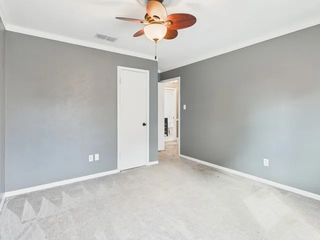 Single Family Residence For Sale in Henderson County , 1010 Bel Air Drive, Athens, Texas 75751, 3 Bedroom, 2 Bathroom, 1 Garage spaces, 2,052 Sqft, built in 1973, mls#21199934, Real Estate Agent in Athens, Homes For Sale in Henderson county, Homes For Sale in Athens, Realtor in Athens Texas, Real Estate Brokerage Independent Realty Texas, Luminita Cordes Realtor