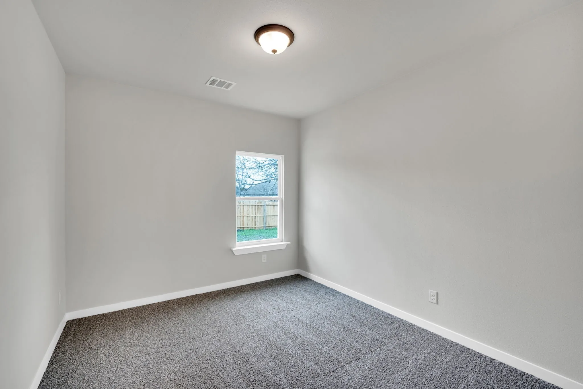 Single Family Residence For Sale in Ellis County , 340 E Marshall Court, Palmer, Texas 75152, 4 Bedroom, 2 Bathroom, 2 Garage spaces, 1,785 Sqft, built in 2026, mls#21200904, Real Estate Agent in Palmer, Homes For Sale in Ellis county, Homes For Sale in Palmer, Realtor in Palmer Texas, Real Estate Brokerage Independent Realty Texas, Luminita Cordes Realtor