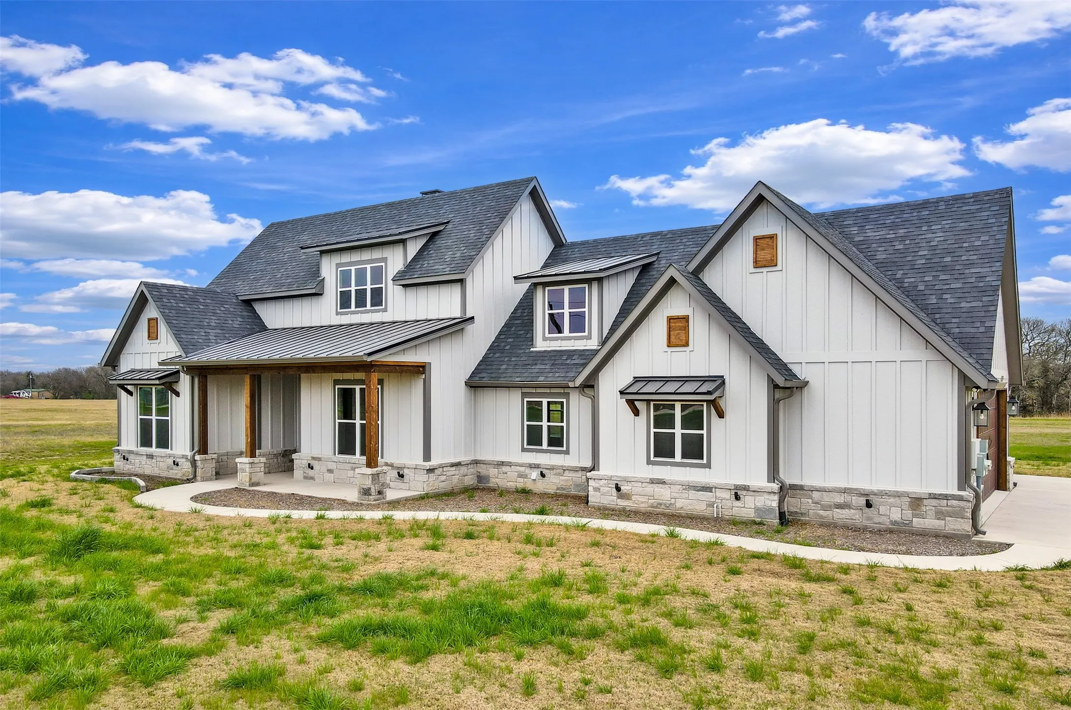Single Family Residence For Sale in Van Zandt County , 2667 VZ County Road 3820, Wills Point, Texas 75169, 4 Bedroom, 2 Bathroom, 3 Garage spaces, 2,223 Sqft, built in 2025, mls#21201724, Real Estate Agent in Wills Point, Homes For Sale in Van Zandt county, Homes For Sale in Wills Point, Realtor in Wills Point Texas, Real Estate Brokerage Independent Realty Texas, Luminita Cordes Realtor