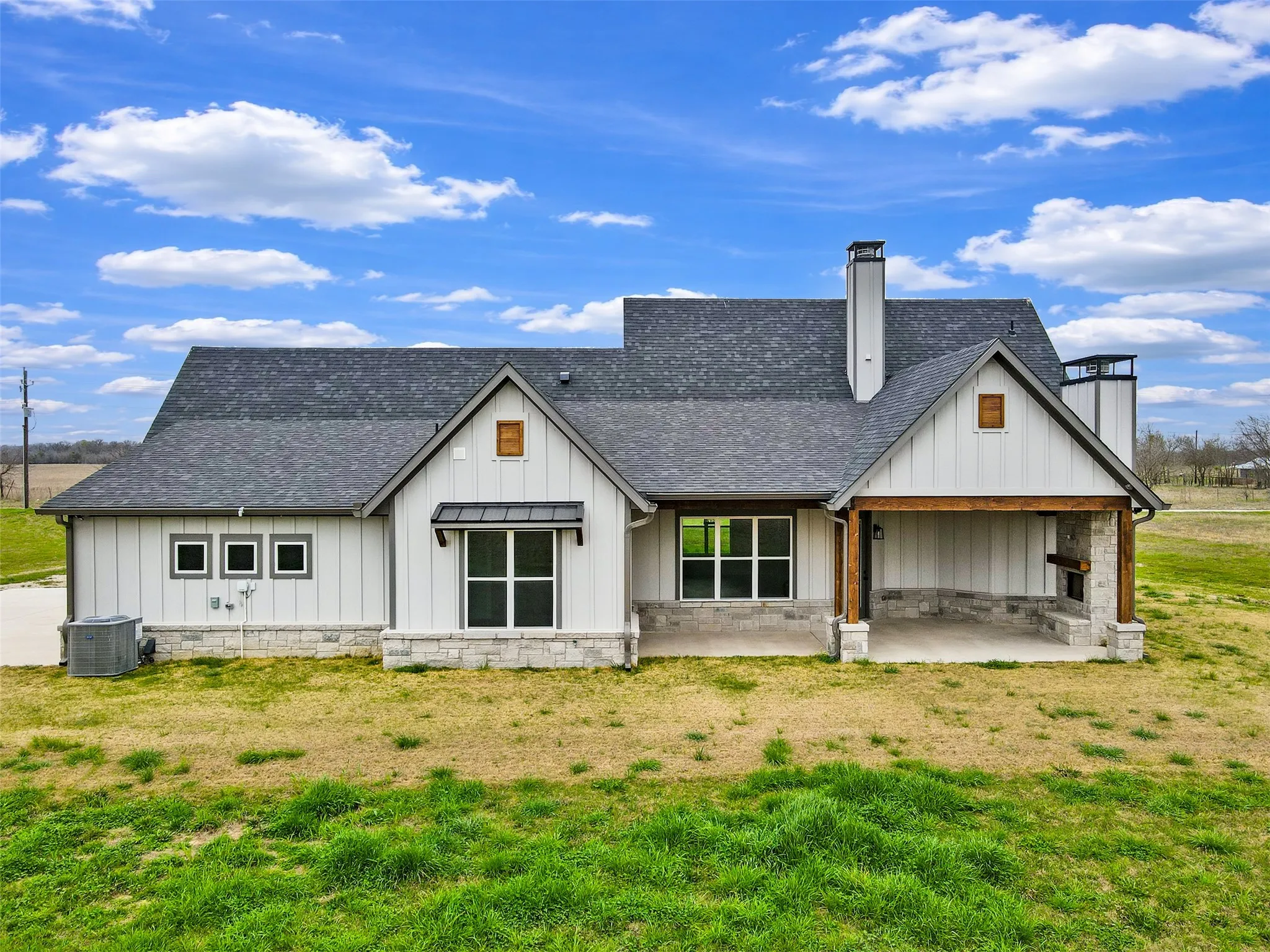 Single Family Residence For Sale in Van Zandt County , 2667 VZ County Road 3820, Wills Point, Texas 75169, 4 Bedroom, 2 Bathroom, 3 Garage spaces, 2,223 Sqft, built in 2025, mls#21201724, Real Estate Agent in Wills Point, Homes For Sale in Van Zandt county, Homes For Sale in Wills Point, Realtor in Wills Point Texas, Real Estate Brokerage Independent Realty Texas, Luminita Cordes Realtor