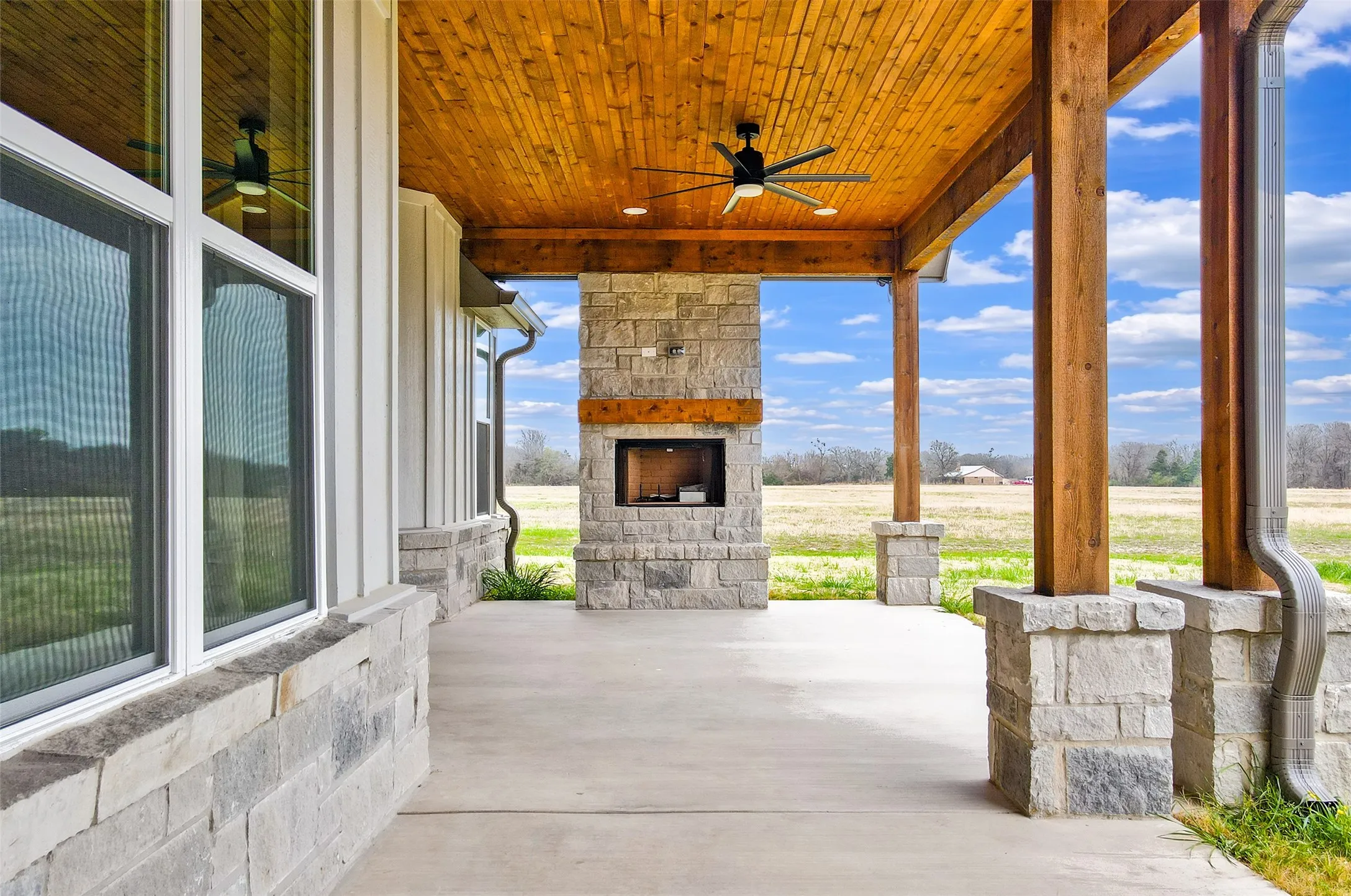 Single Family Residence For Sale in Van Zandt County , 2667 VZ County Road 3820, Wills Point, Texas 75169, 4 Bedroom, 2 Bathroom, 3 Garage spaces, 2,223 Sqft, built in 2025, mls#21201724, Real Estate Agent in Wills Point, Homes For Sale in Van Zandt county, Homes For Sale in Wills Point, Realtor in Wills Point Texas, Real Estate Brokerage Independent Realty Texas, Luminita Cordes Realtor