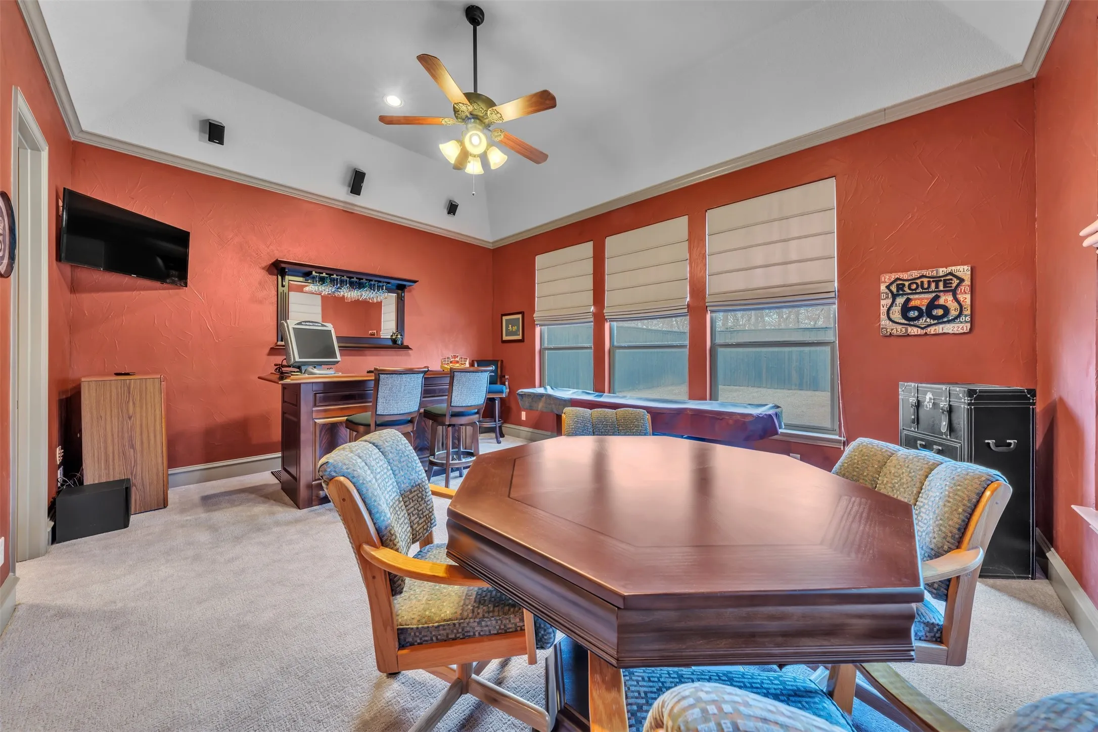 Single Family Residence For Sale in Tarrant County , 2717 S Shady Lane, Arlington, Texas 76001, 4 Bedroom, 4 Bathroom, 3 Garage spaces, 3,789 Sqft, built in 2007, Preowned, mls#21199211, Real Estate Agent in Arlington, Homes For Sale in Tarrant county, Homes For Sale in Arlington, Realtor in Arlington Texas, Real Estate Brokerage Independent Realty Texas, Luminita Cordes Realtor