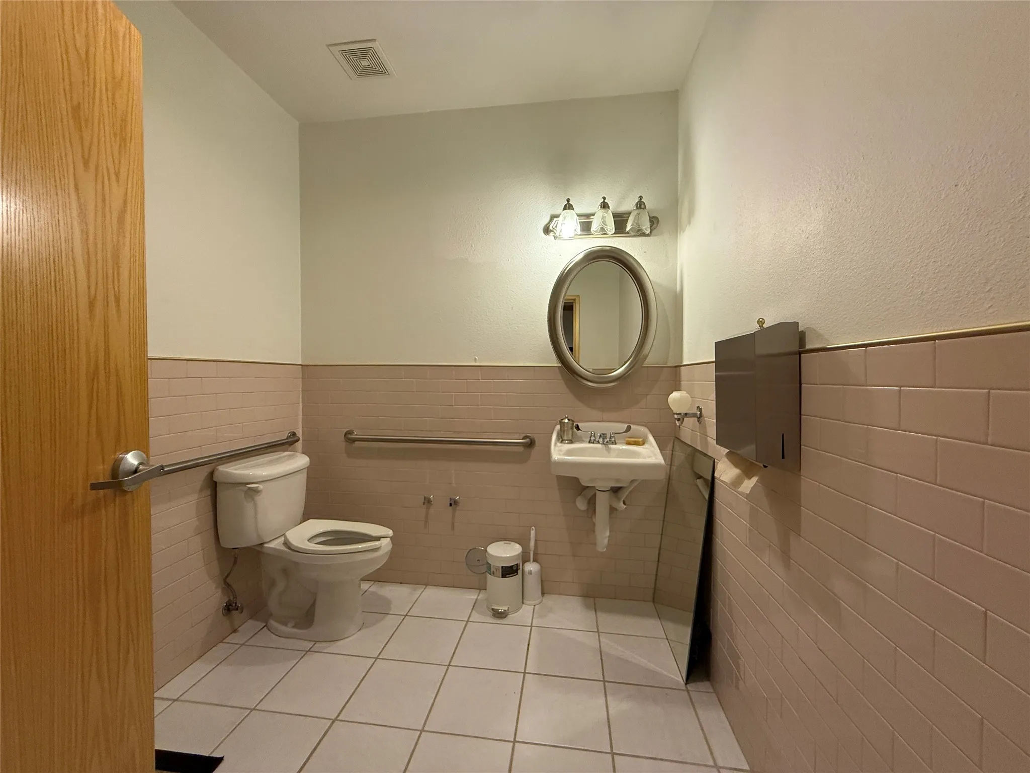 Office For Sale in Collin County , 5208 Village Creek Drive B, Plano, Texas 75093, 0, 0, Garage spaces, 0 Sqft, built in 2003, Preowned, mls#21201743, Real Estate Agent in Plano, Homes For Sale in Collin county, Homes For Sale in Plano, Realtor in Plano Texas, Real Estate Brokerage Independent Realty Texas, Luminita Cordes Realtor