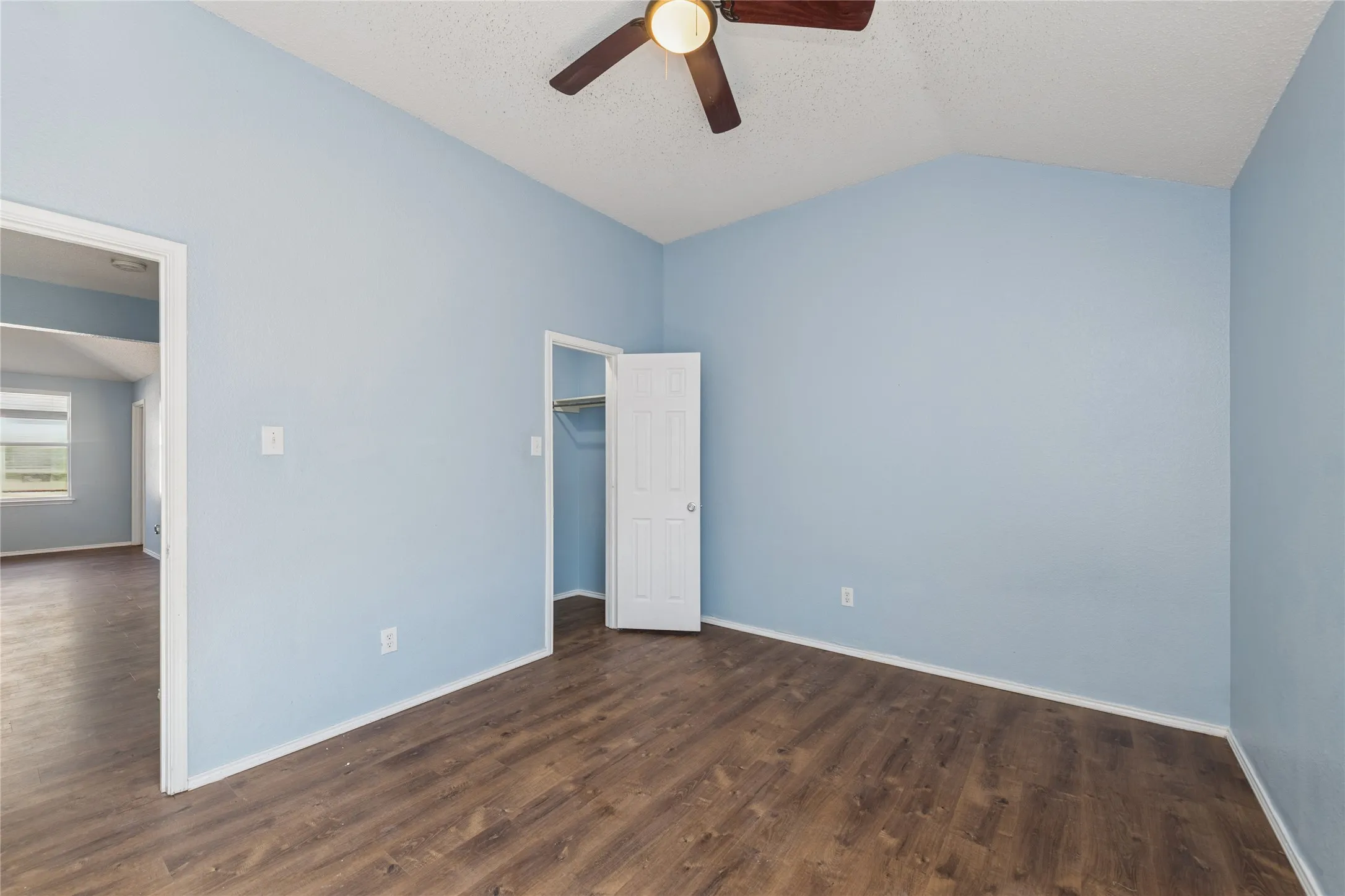 Single Family Residence For Sale in Dallas County , 2216 Partridge Drive, Mesquite, Texas 75181, 4 Bedroom, 3 Bathroom, 2 Garage spaces, 2,764 Sqft, built in 2005, mls#21201764, Real Estate Agent in Mesquite, Homes For Sale in Dallas county, Homes For Sale in Mesquite, Realtor in Mesquite Texas, Real Estate Brokerage Independent Realty Texas, Luminita Cordes Realtor