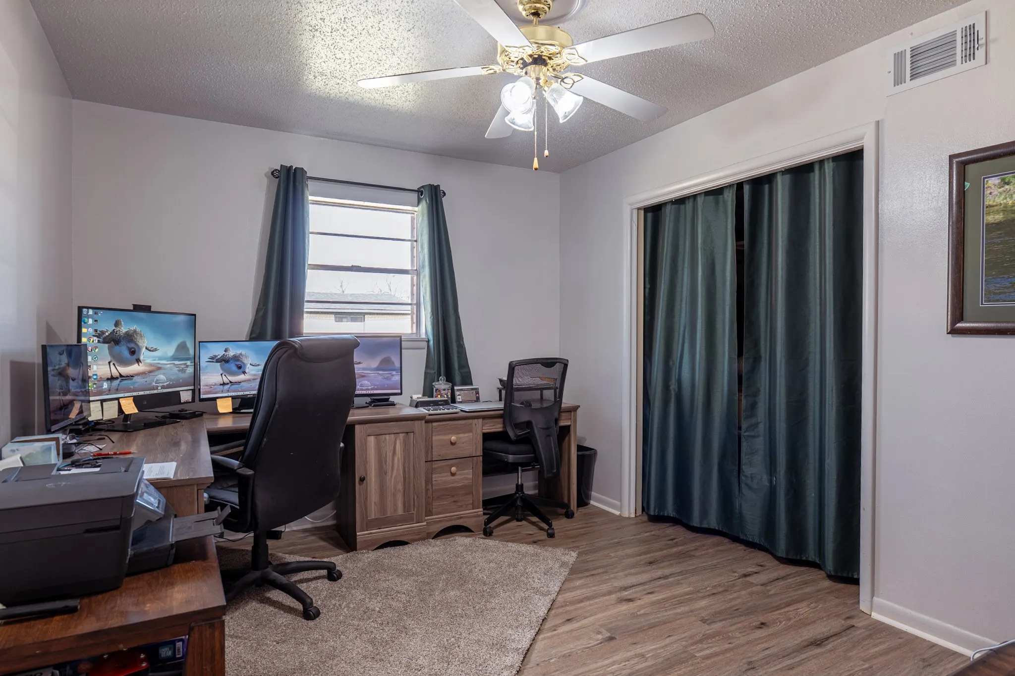 Single Family Residence For Sale in Stephens County , 801 Westridge Circle, Breckenridge, Texas 76424, 3 Bedroom, 2 Bathroom, 2 Garage spaces, 1,679 Sqft, built in 1964, Preowned, mls#21199179, Real Estate Agent in Breckenridge, Homes For Sale in Stephens county, Homes For Sale in Breckenridge, Realtor in Breckenridge Texas, Real Estate Brokerage Independent Realty Texas, Luminita Cordes Realtor