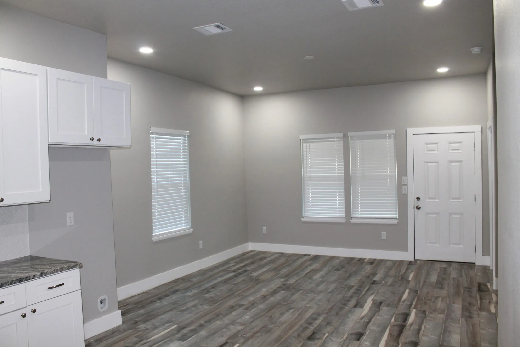 Single Family Residence For Sale in Wise County , 104 S Hubbard Street, Alvord, Texas 76225, 3 Bedroom, 2 Bathroom, Garage spaces, 1,160 Sqft, built in 0, mls#21201812, Real Estate Agent in Alvord, Homes For Sale in Wise county, Homes For Sale in Alvord, Realtor in Alvord Texas, Real Estate Brokerage Independent Realty Texas, Luminita Cordes Realtor