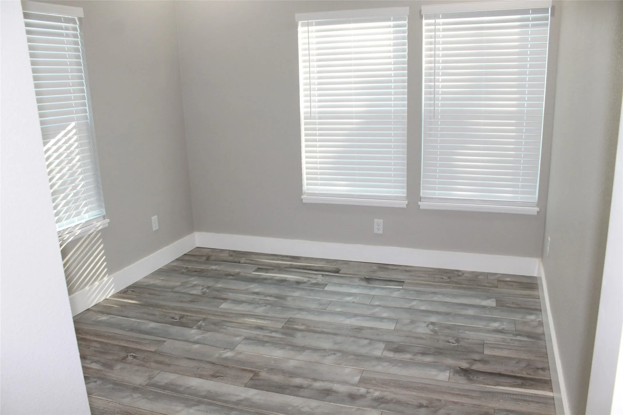 Single Family Residence For Sale in Wise County , 104 S Hubbard Street, Alvord, Texas 76225, 3 Bedroom, 2 Bathroom, Garage spaces, 1,160 Sqft, built in 0, mls#21201812, Real Estate Agent in Alvord, Homes For Sale in Wise county, Homes For Sale in Alvord, Realtor in Alvord Texas, Real Estate Brokerage Independent Realty Texas, Luminita Cordes Realtor