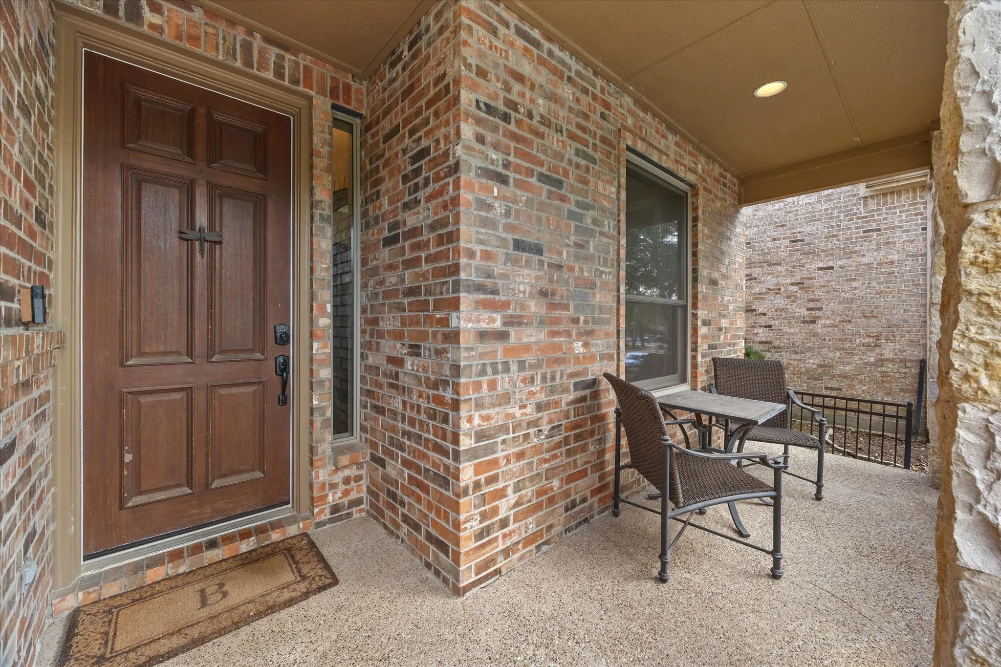 Single Family Residence For Sale in Rockwall County , 1561 Coastal Drive, Rockwall, Texas 75087, 4 Bedroom, 3 Bathroom, 2 Garage spaces, 3,061 Sqft, built in 2004, Preowned, mls#21201842, Real Estate Agent in Rockwall, Homes For Sale in Rockwall county, Homes For Sale in Rockwall, Realtor in Rockwall Texas, Real Estate Brokerage Independent Realty Texas, Luminita Cordes Realtor