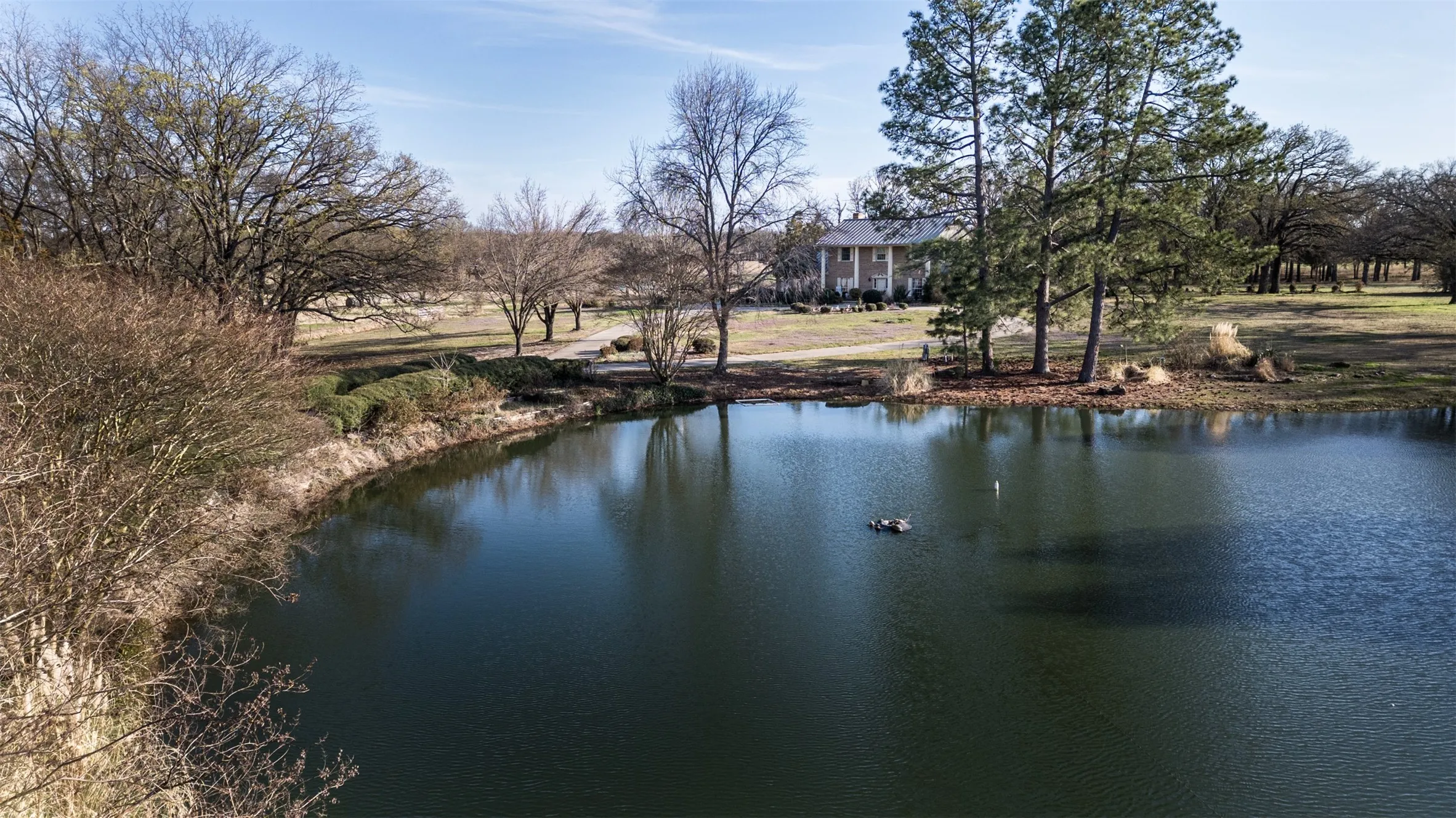 Farm For Sale in Hunt County , 6569 Fm 2947, Quinlan, Texas 75474, 4 Bedroom, 4 Bathroom, 2 Garage spaces, 3,144 Sqft, built in 1986, Price $1,479,999, mls#21186888, Real Estate Agent in Quinlan, Homes For Sale in Hunt county, Homes For Sale in Quinlan, Realtor in Quinlan Texas, Real Estate Brokerage Independent Realty Texas, Luminita Cordes Realtor