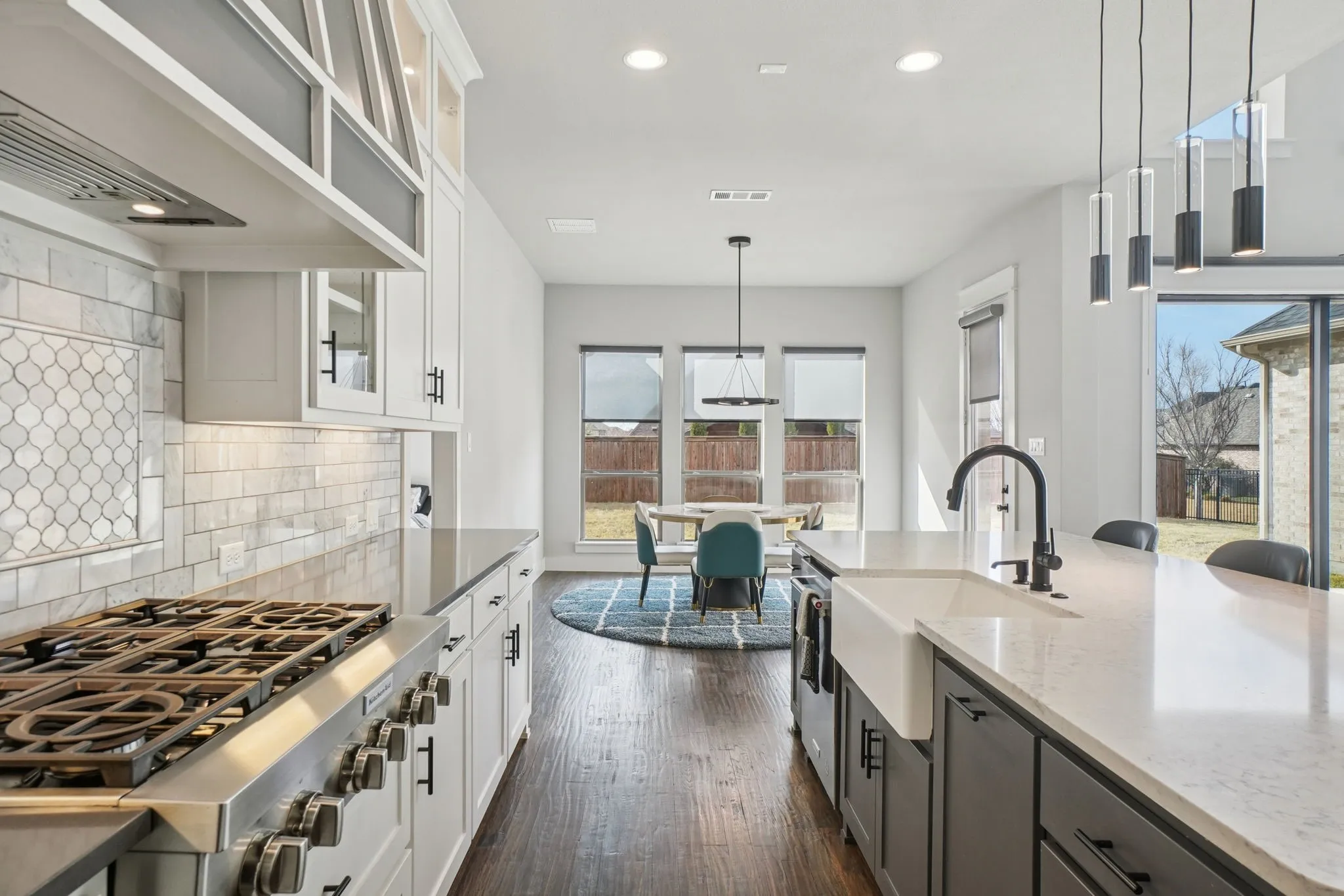 Single Family Residence For Sale in Collin County , 4101 Parkview Boulevard, Celina, Texas 75009, 5 Bedroom, 5 Bathroom, 3 Garage spaces, 4,380 Sqft, built in 2021, mls#21193841, Real Estate Agent in Celina, Homes For Sale in Collin county, Homes For Sale in Celina, Realtor in Celina Texas, Real Estate Brokerage Independent Realty Texas, Luminita Cordes Realtor
