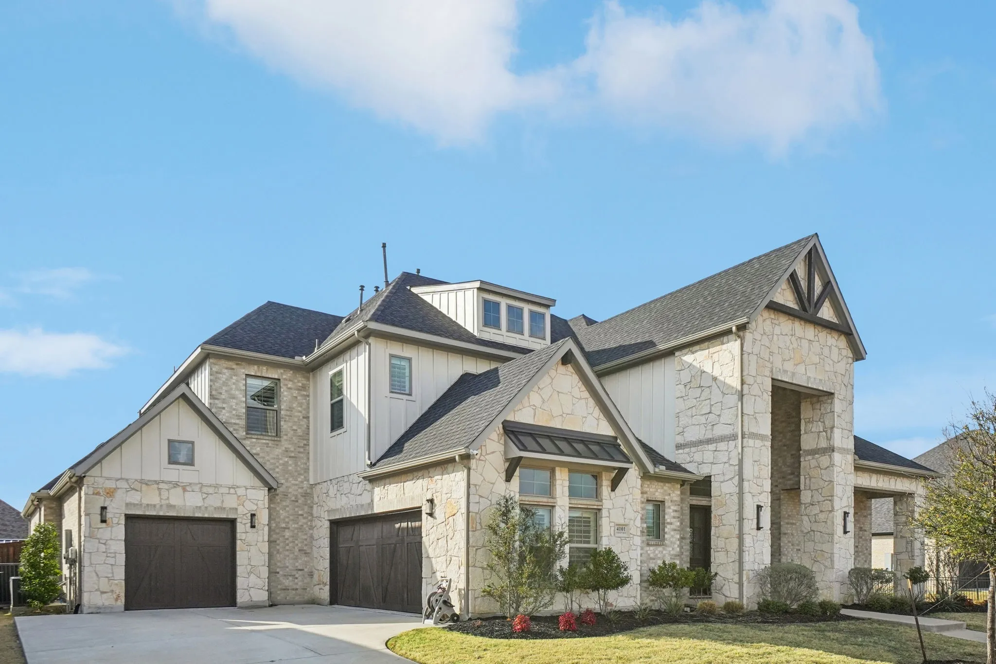 Single Family Residence For Sale in Collin County , 4101 Parkview Boulevard, Celina, Texas 75009, 5 Bedroom, 5 Bathroom, 3 Garage spaces, 4,380 Sqft, built in 2021, mls#21193841, Real Estate Agent in Celina, Homes For Sale in Collin county, Homes For Sale in Celina, Realtor in Celina Texas, Real Estate Brokerage Independent Realty Texas, Luminita Cordes Realtor