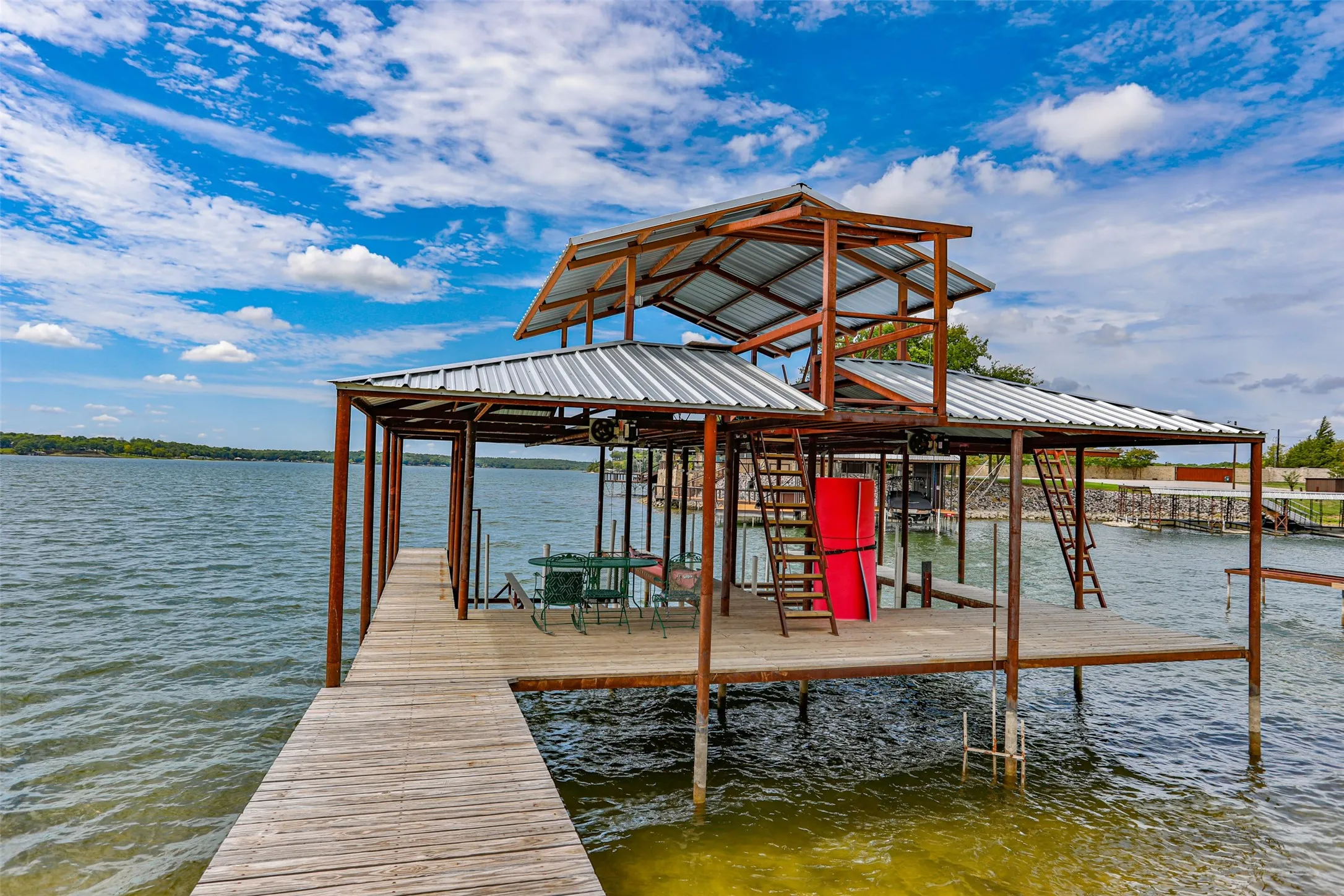 Single Family Residence For Sale in Cooke County , 78 Park Lane, Gainesville, Texas 76240, 2 Bedroom, 2 Bathroom, 1 Garage spaces, 1,300 Sqft, built in 2019, mls#21202047, Real Estate Agent in Gainesville, Homes For Sale in Cooke county, Homes For Sale in Gainesville, Realtor in Gainesville Texas, Real Estate Brokerage Independent Realty Texas, Luminita Cordes Realtor