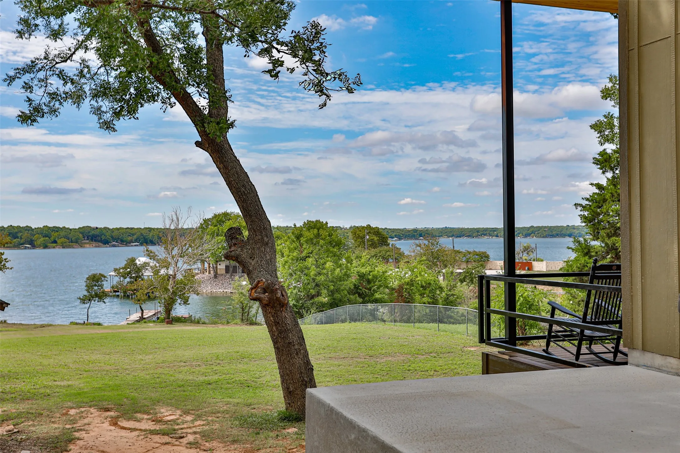 Single Family Residence For Sale in Cooke County , 78 Park Lane, Gainesville, Texas 76240, 2 Bedroom, 2 Bathroom, 1 Garage spaces, 1,300 Sqft, built in 2019, mls#21202047, Real Estate Agent in Gainesville, Homes For Sale in Cooke county, Homes For Sale in Gainesville, Realtor in Gainesville Texas, Real Estate Brokerage Independent Realty Texas, Luminita Cordes Realtor