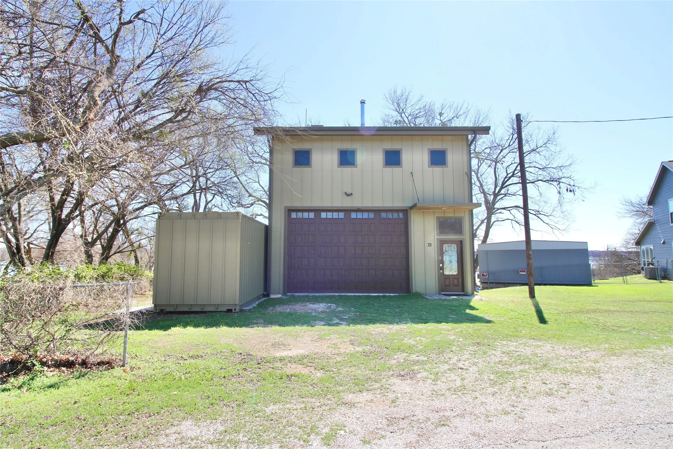 Single Family Residence For Sale in Cooke County , 78 Park Lane, Gainesville, Texas 76240, 2 Bedroom, 2 Bathroom, 1 Garage spaces, 1,300 Sqft, built in 2019, mls#21202047, Real Estate Agent in Gainesville, Homes For Sale in Cooke county, Homes For Sale in Gainesville, Realtor in Gainesville Texas, Real Estate Brokerage Independent Realty Texas, Luminita Cordes Realtor