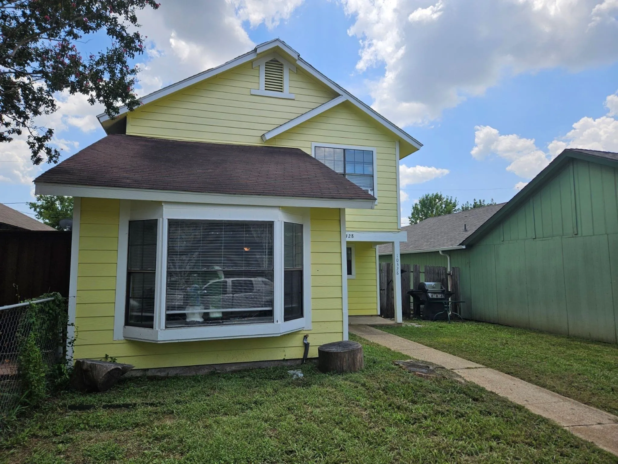 Single Family Residence For Sale in Dallas County , 10328 New Bedford Drive, Dallas, Texas 75217, 3 Bedroom, 2 Bathroom, 1 Garage spaces, 1,362 Sqft, built in 1983, mls#21202135, Real Estate Agent in Dallas, Homes For Sale in Dallas county, Homes For Sale in Dallas, Realtor in Dallas Texas, Real Estate Brokerage Independent Realty Texas, Luminita Cordes Realtor